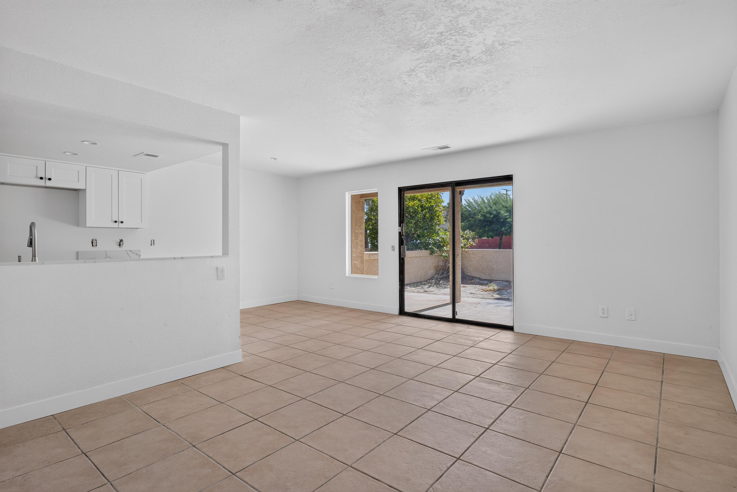 32450 Desert Vista RD