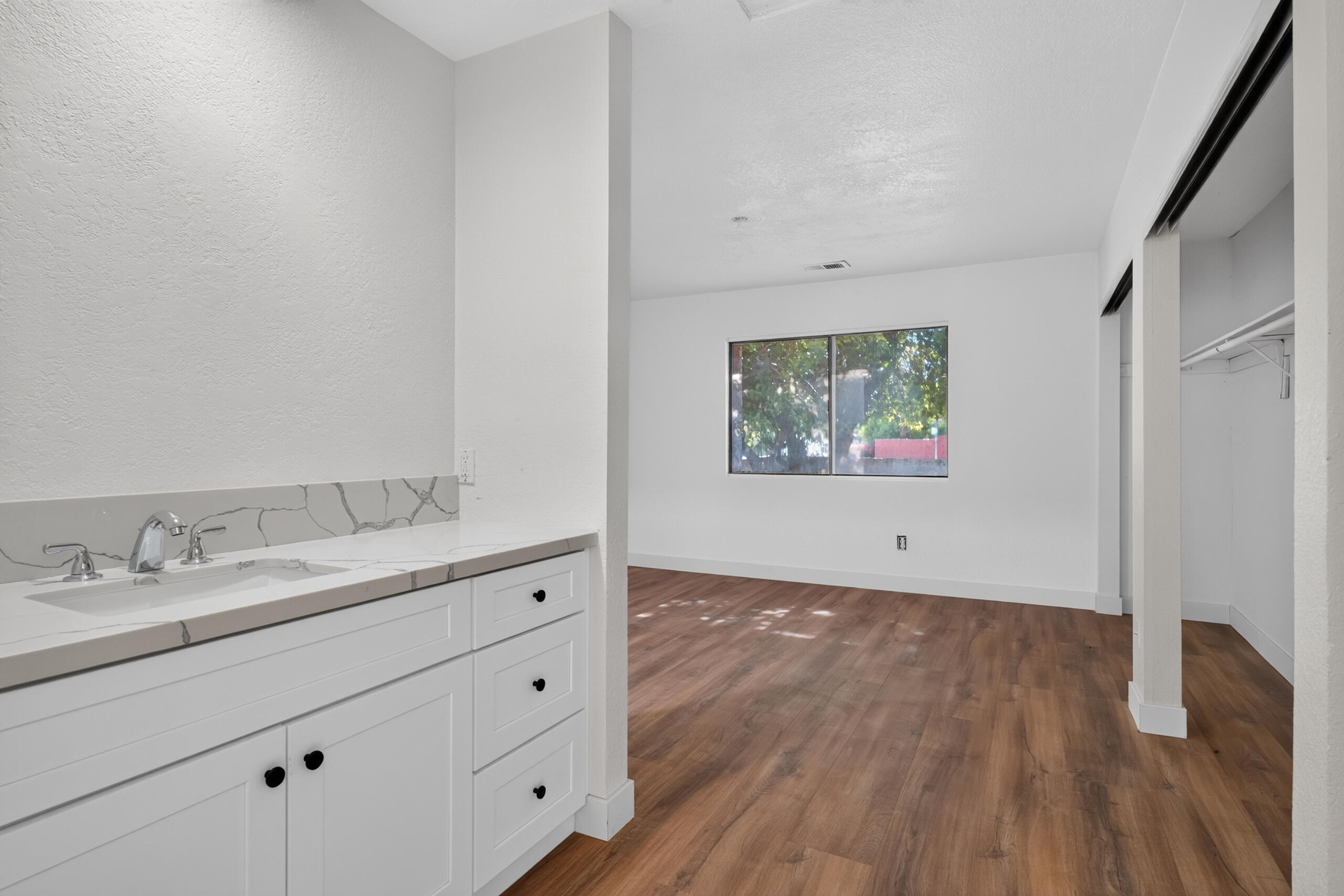 32450 Desert Vista RD