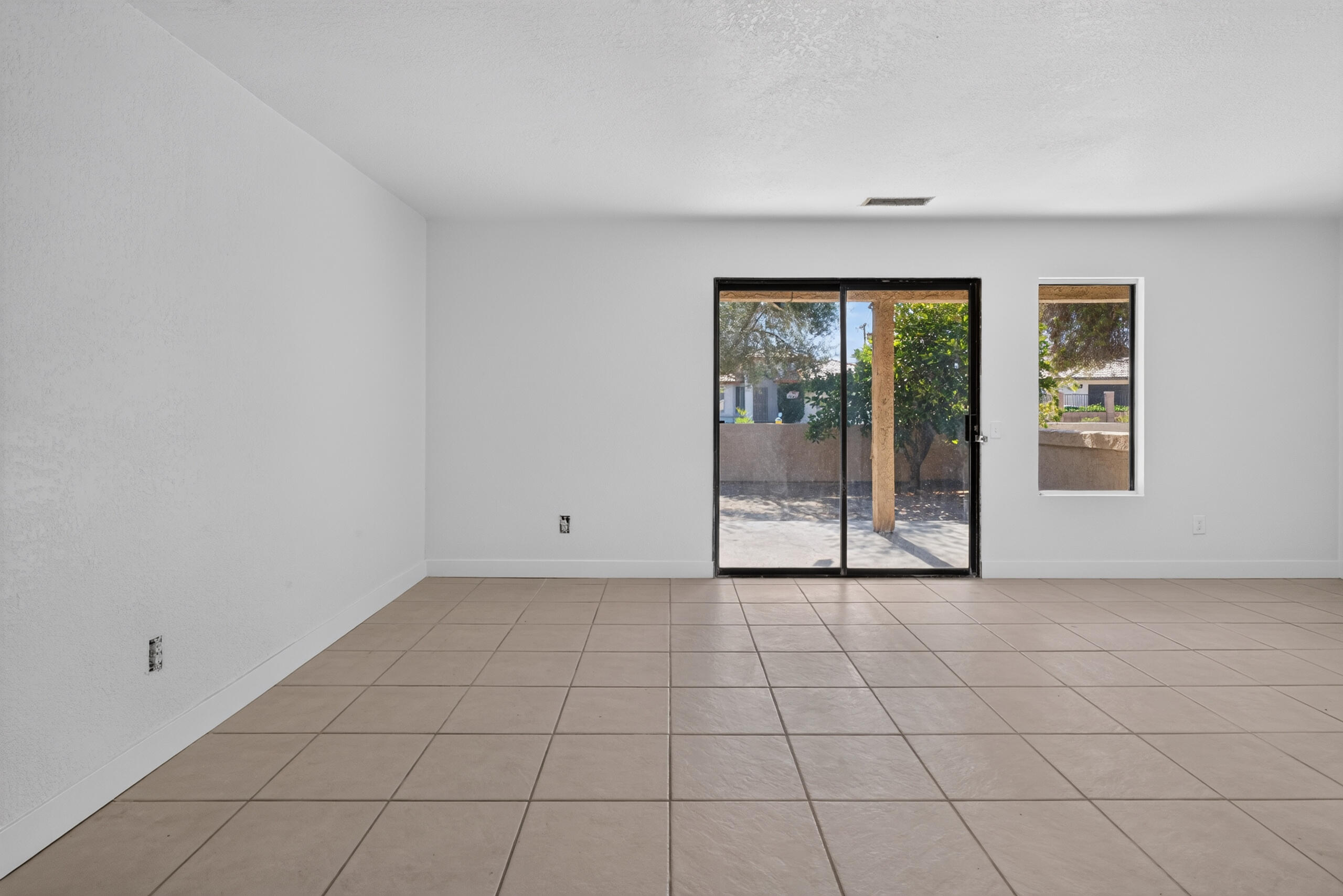 32450 Desert Vista RD