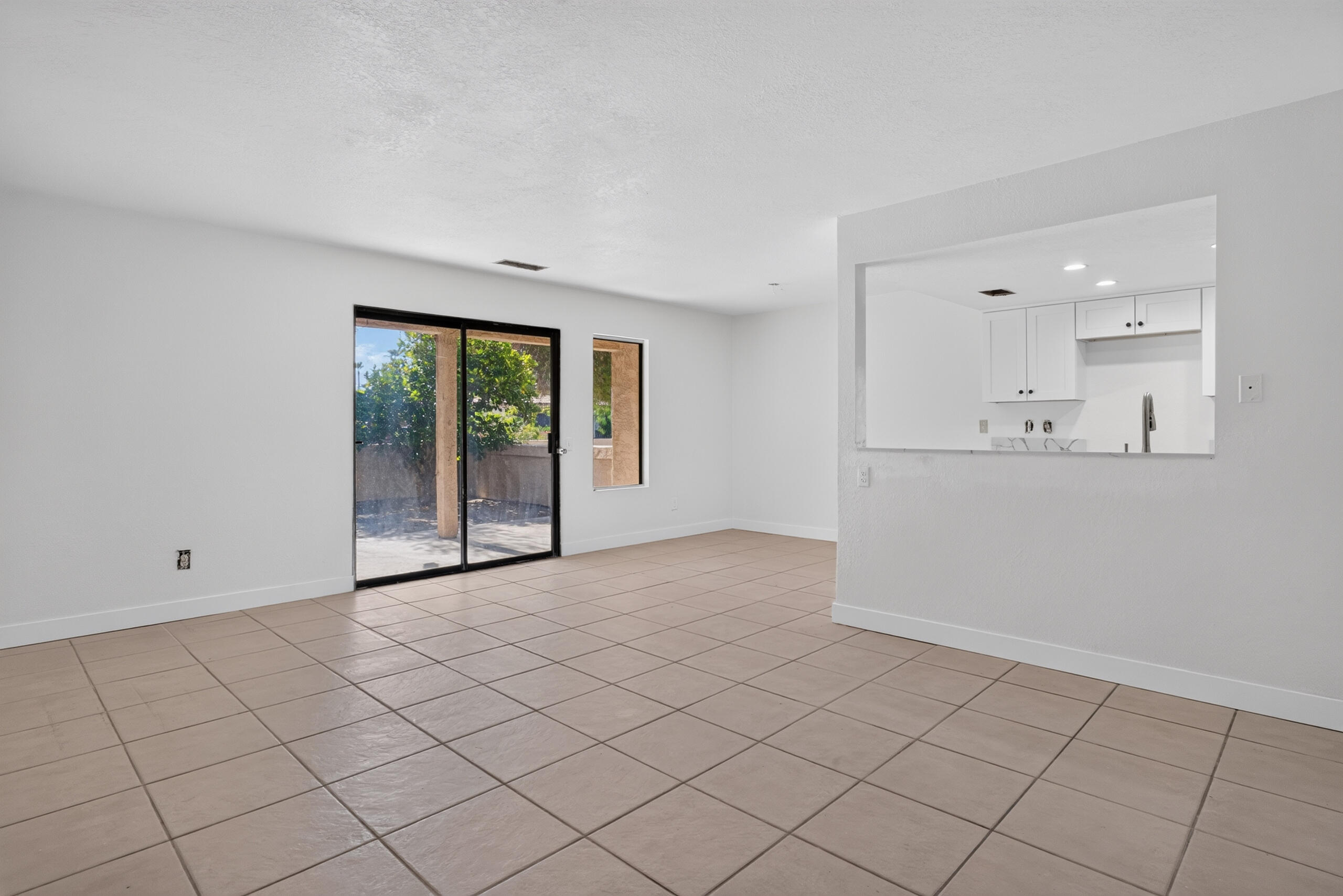 32450 Desert Vista RD
