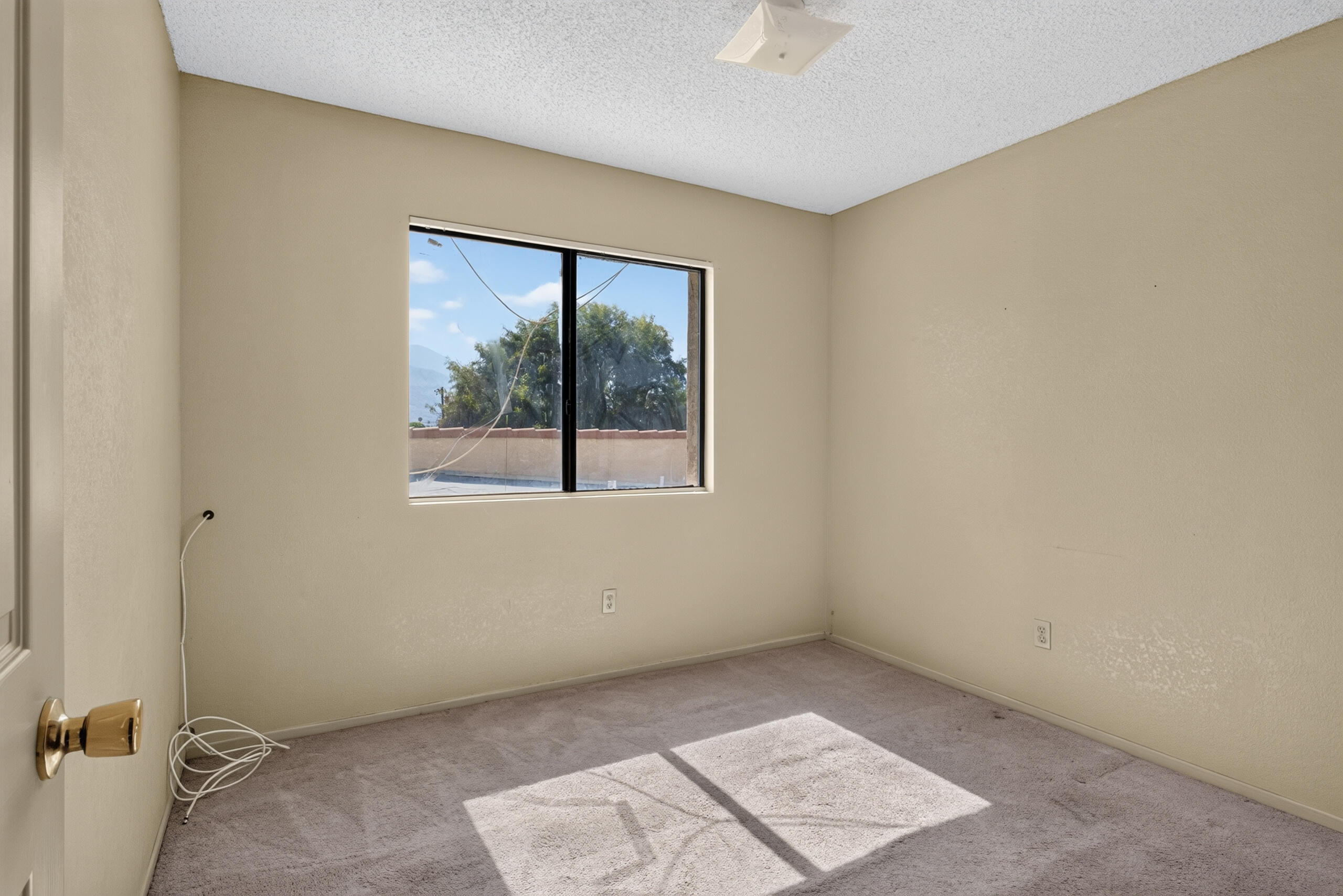32450 Desert Vista RD