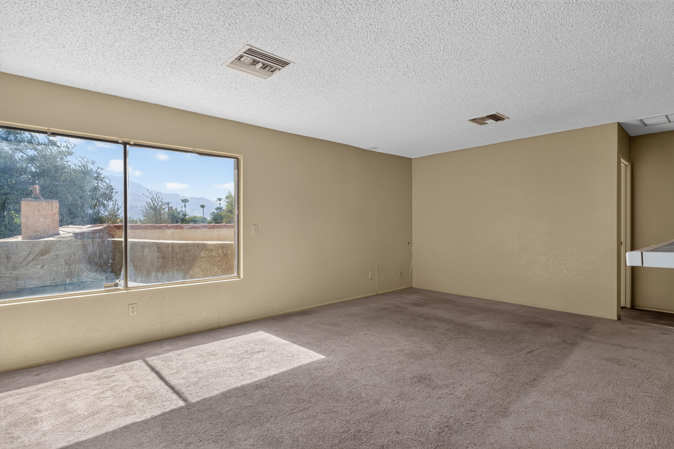 32450 Desert Vista RD