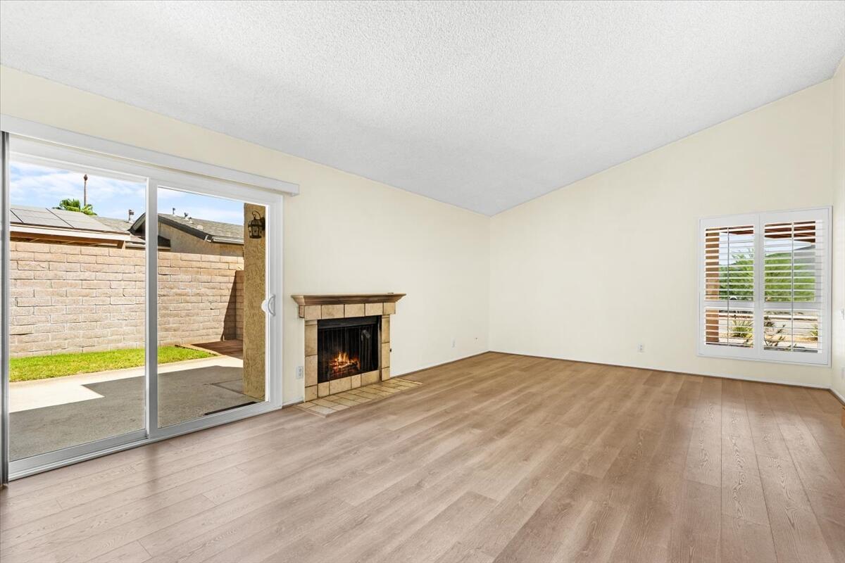875 Arroyo Vista DR
