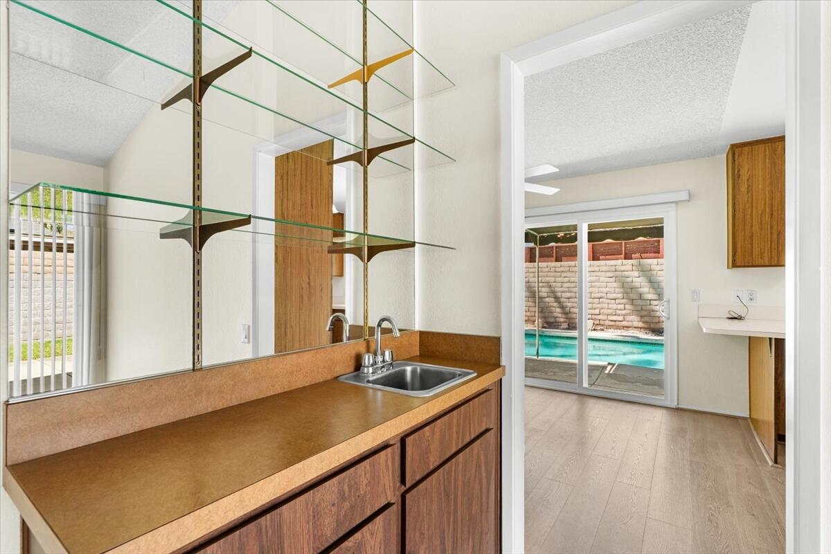 875 Arroyo Vista DR