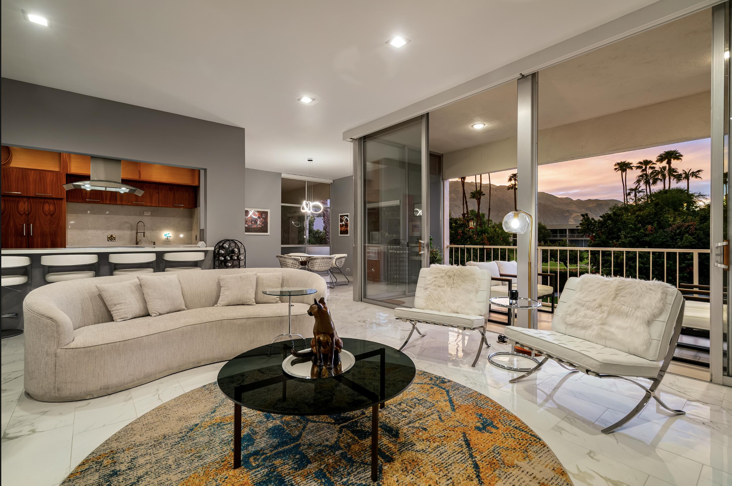 439 Desert Lakes Drive DR