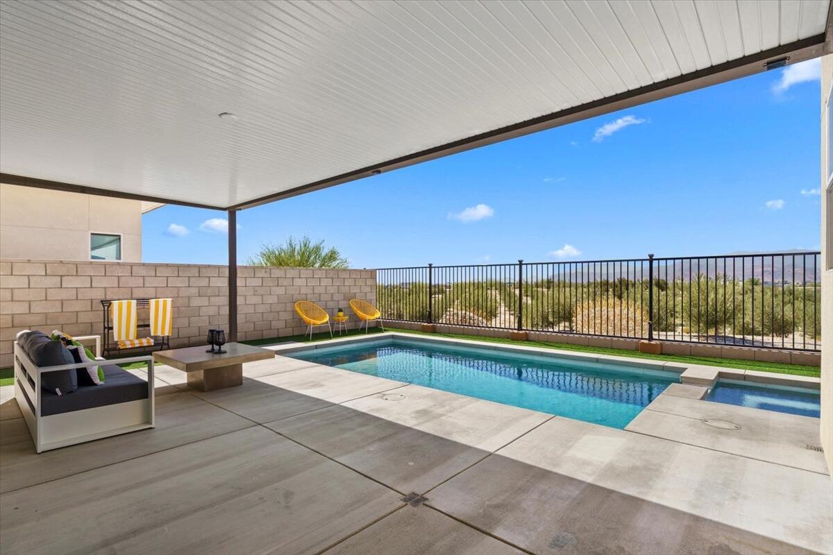 211 Mustang LN