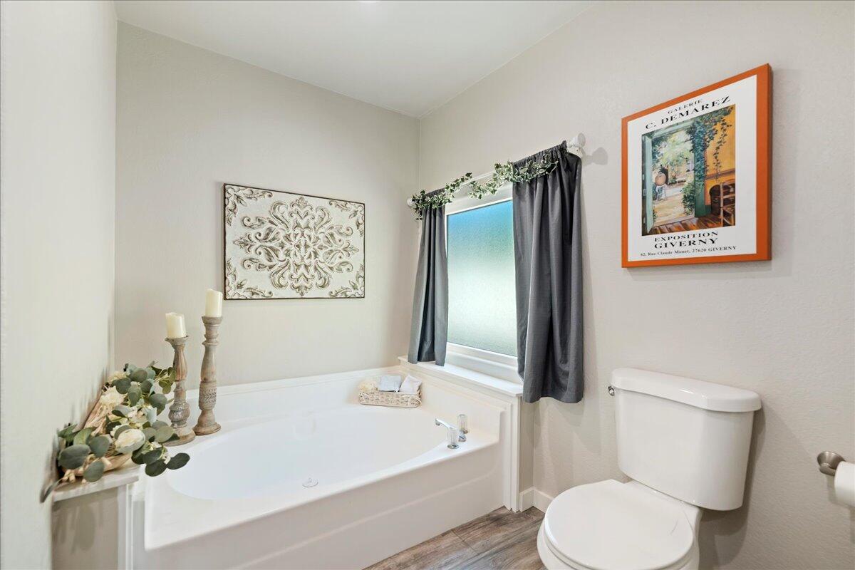 74986 Conestoga DR
