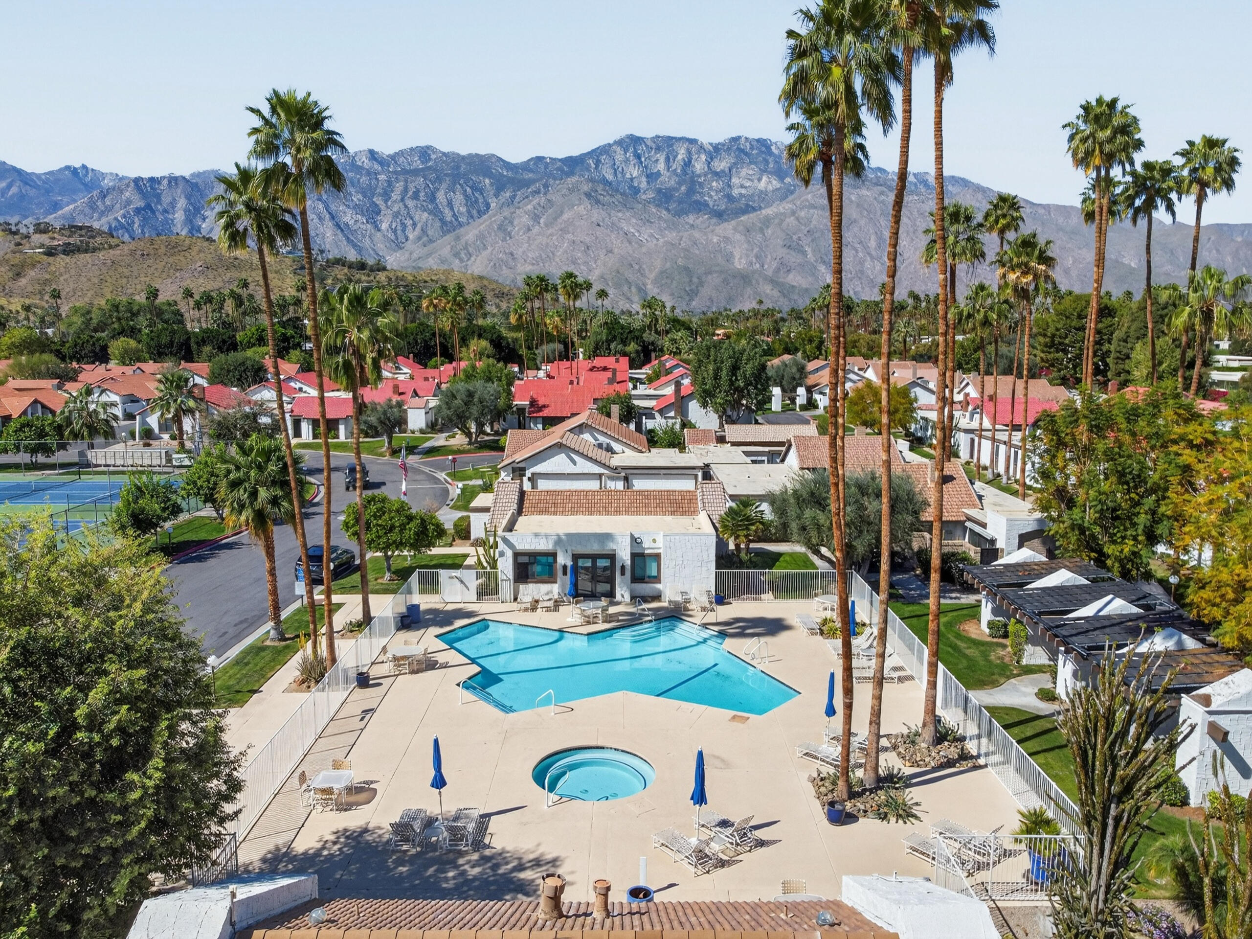 2490 E Miramonte CIR Unit: B