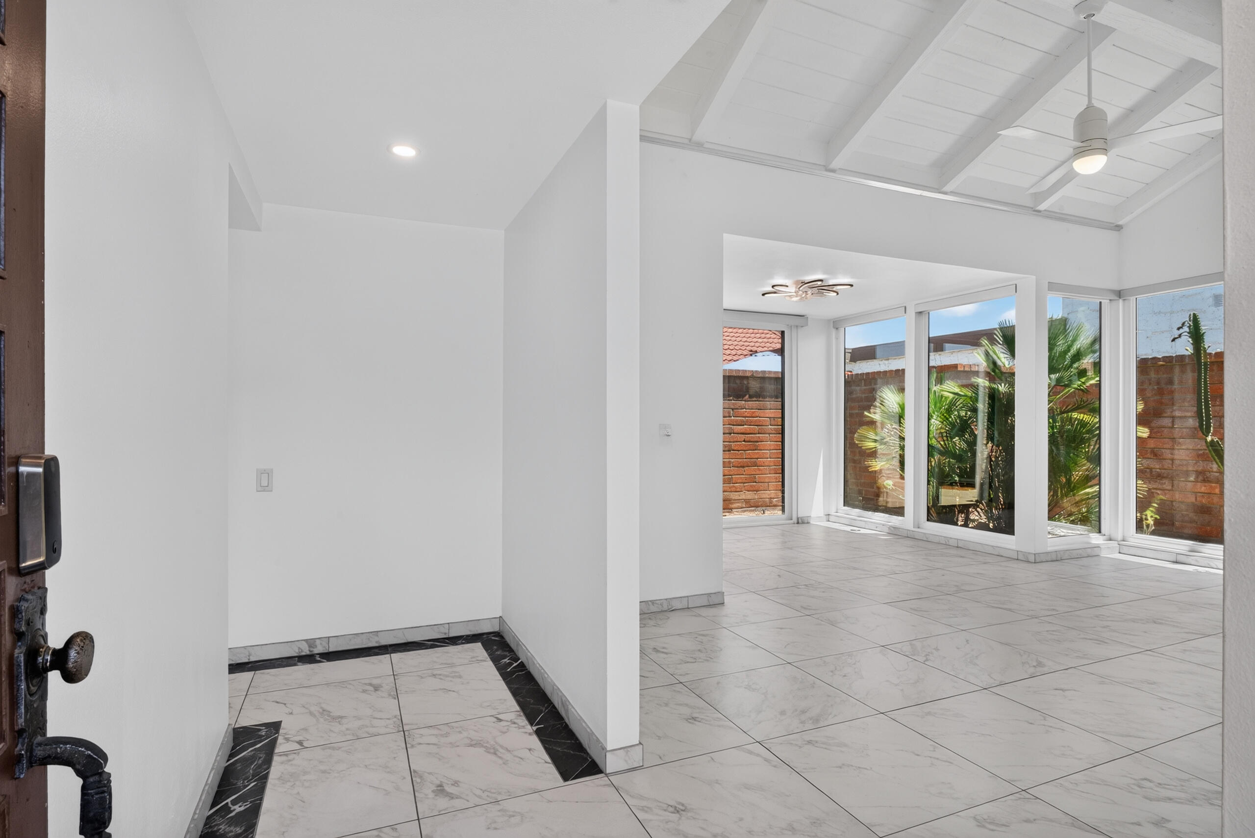 2490 E Miramonte CIR Unit: B