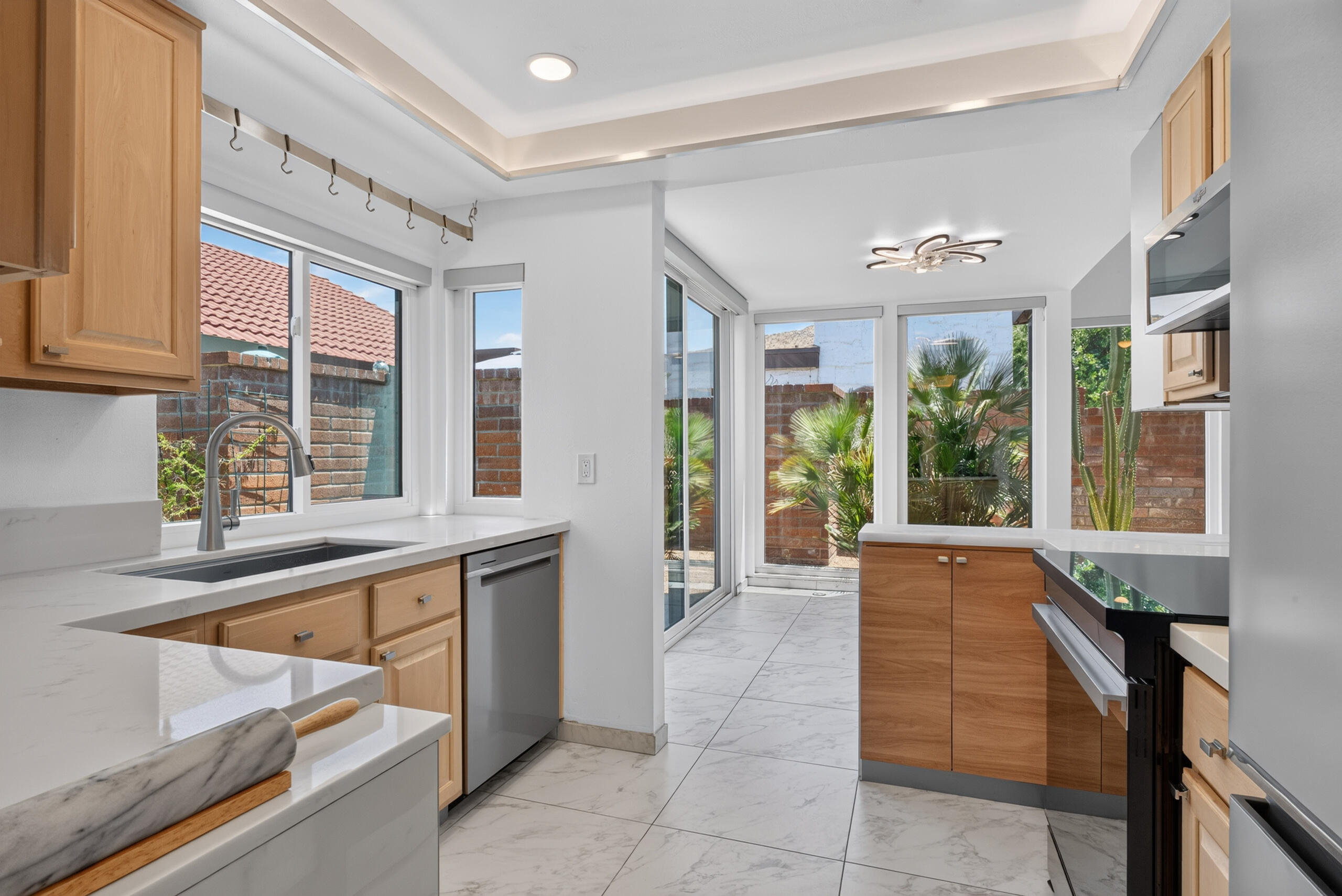 2490 E Miramonte CIR Unit: B