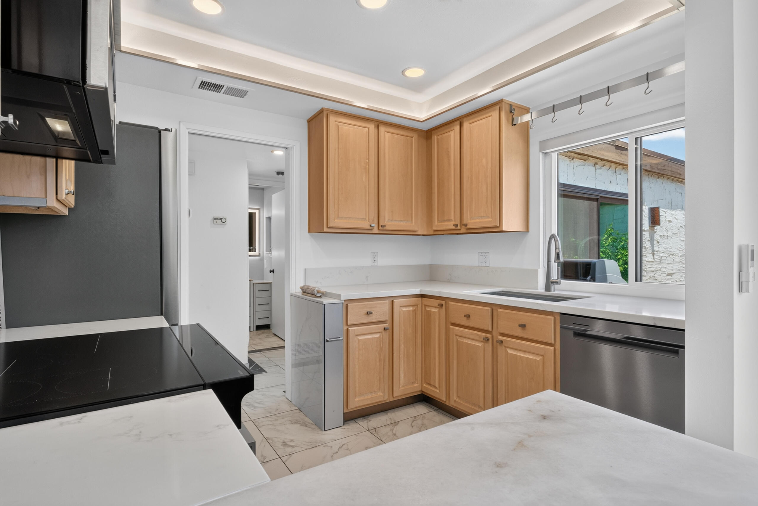 2490 E Miramonte CIR Unit: B