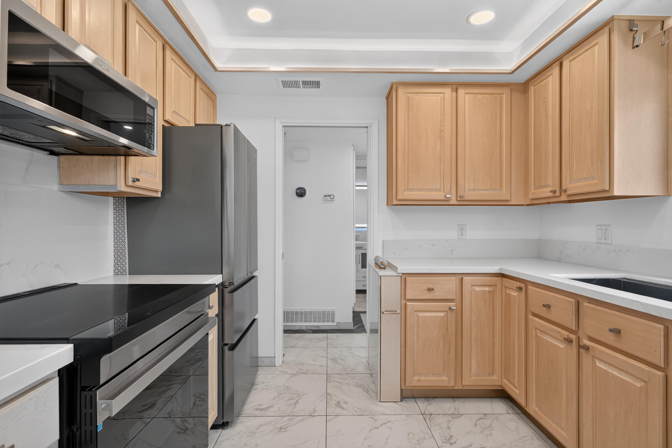 2490 E Miramonte CIR Unit: B