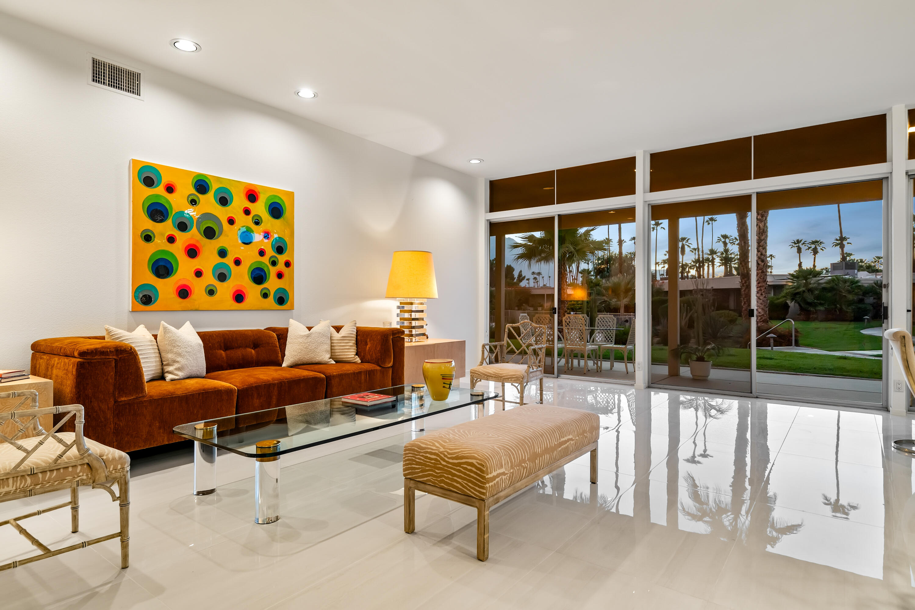1207 Tamarisk West ST