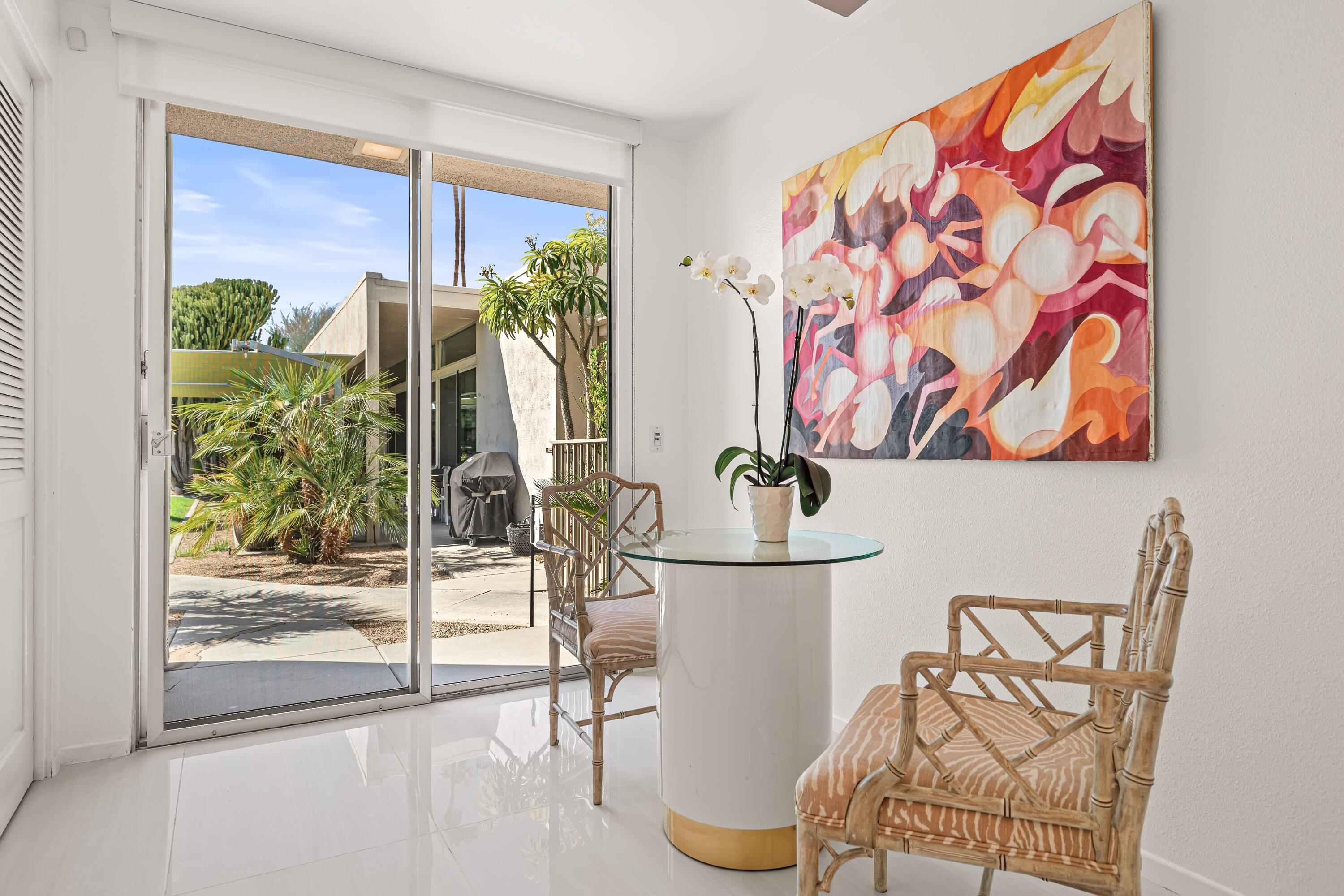 1207 Tamarisk West ST