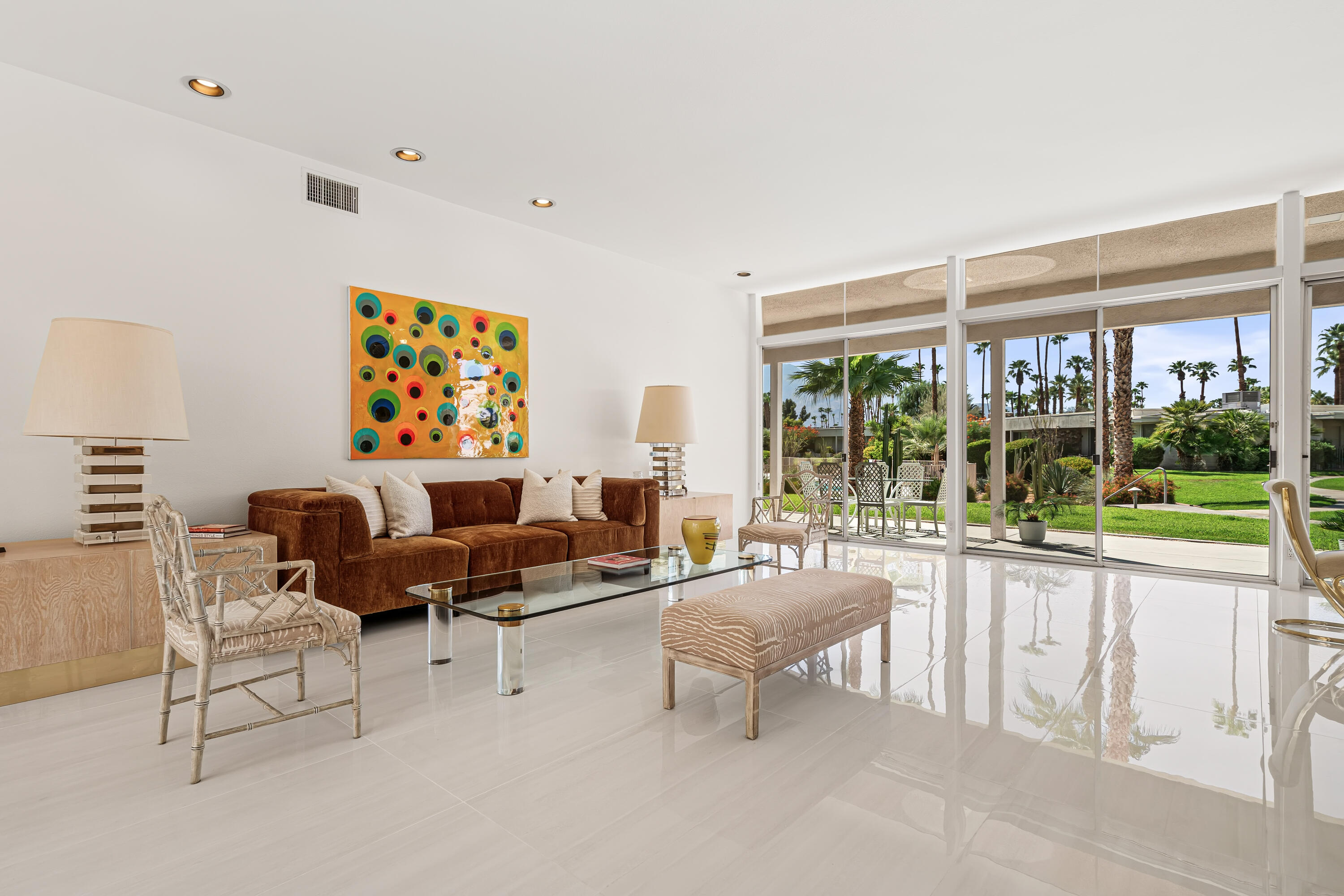 1207 Tamarisk West ST