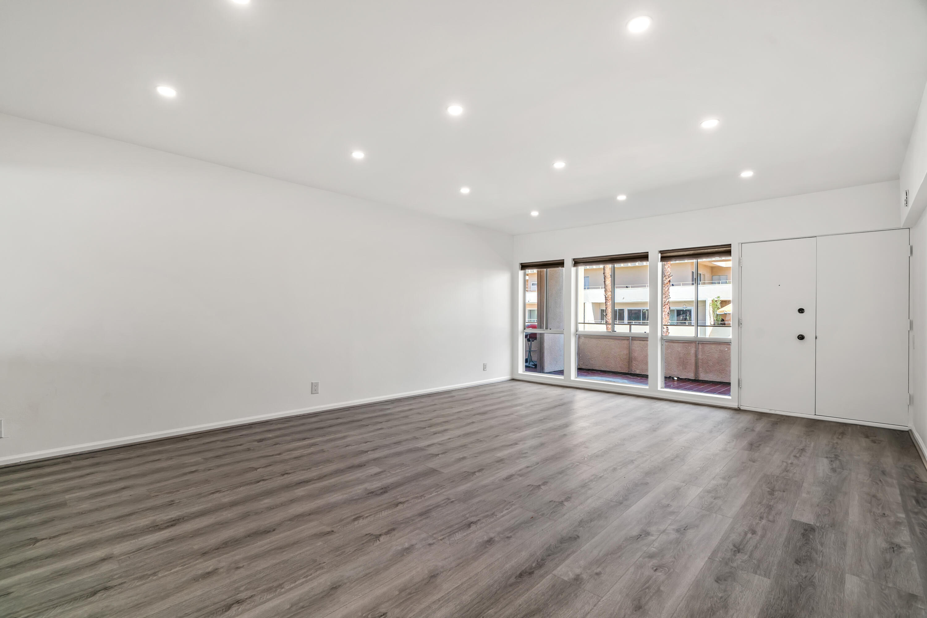 277 E Alejo RD Unit: 219