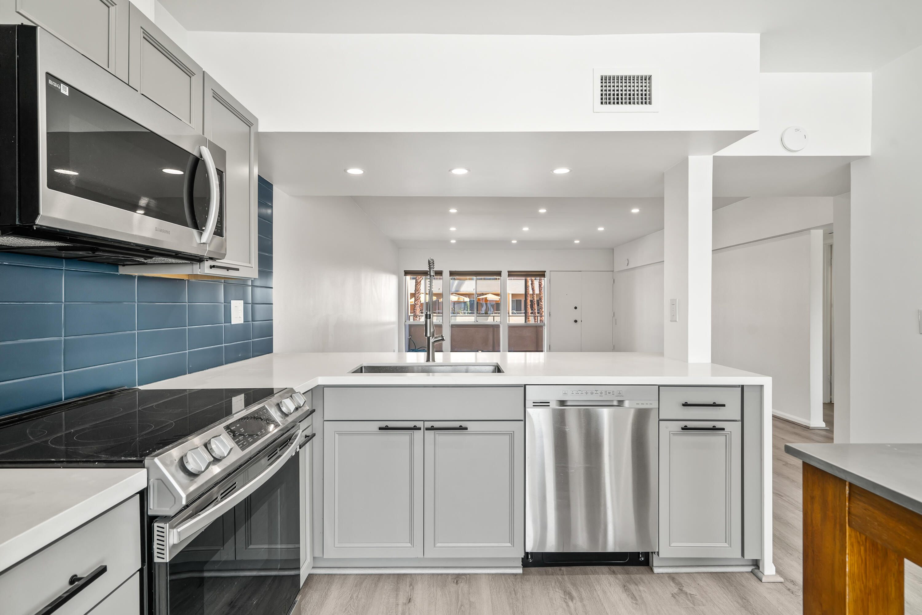 277 E Alejo RD Unit: 219