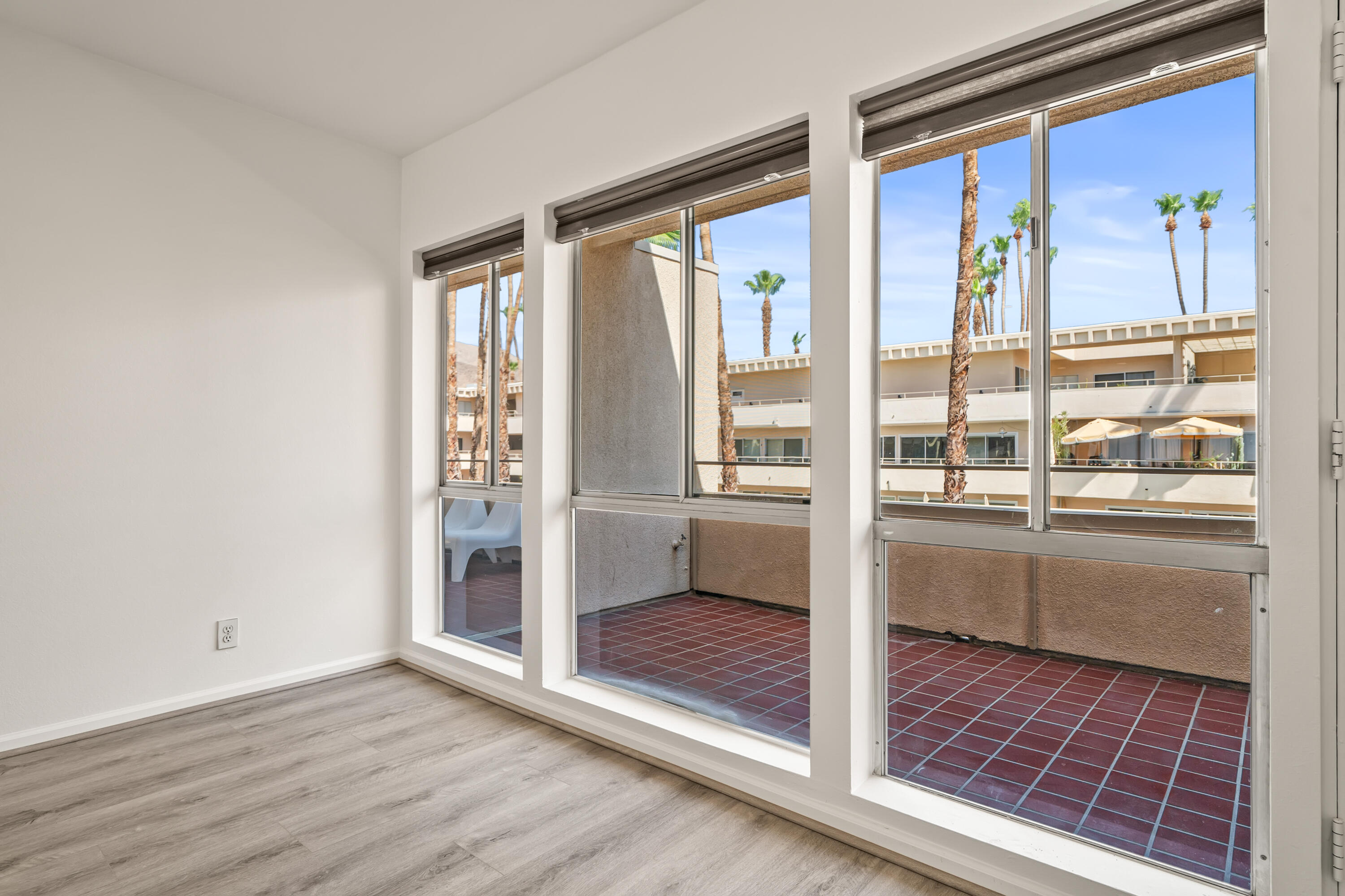 277 E Alejo RD Unit: 219