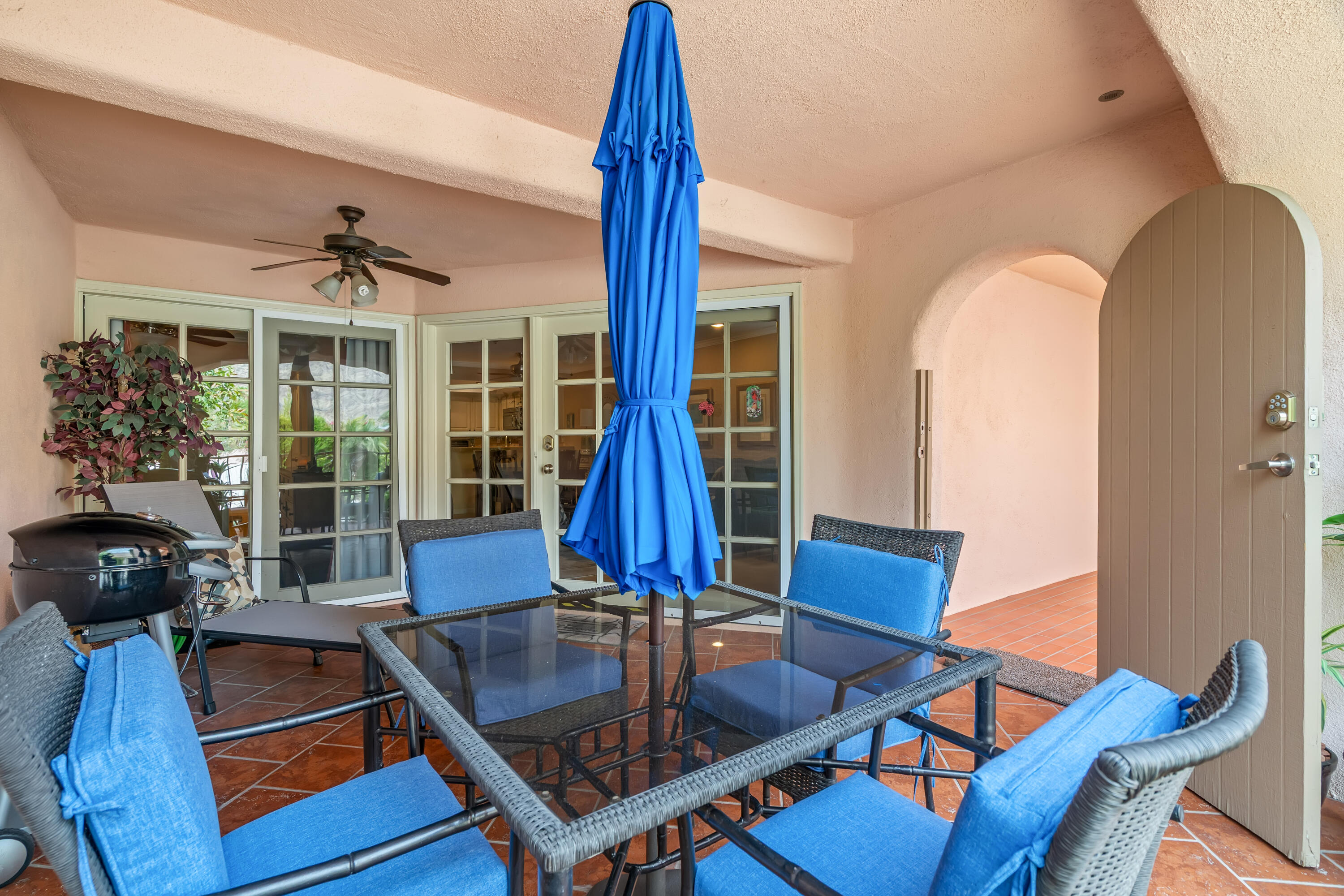 500 E Amado RD Unit: 311