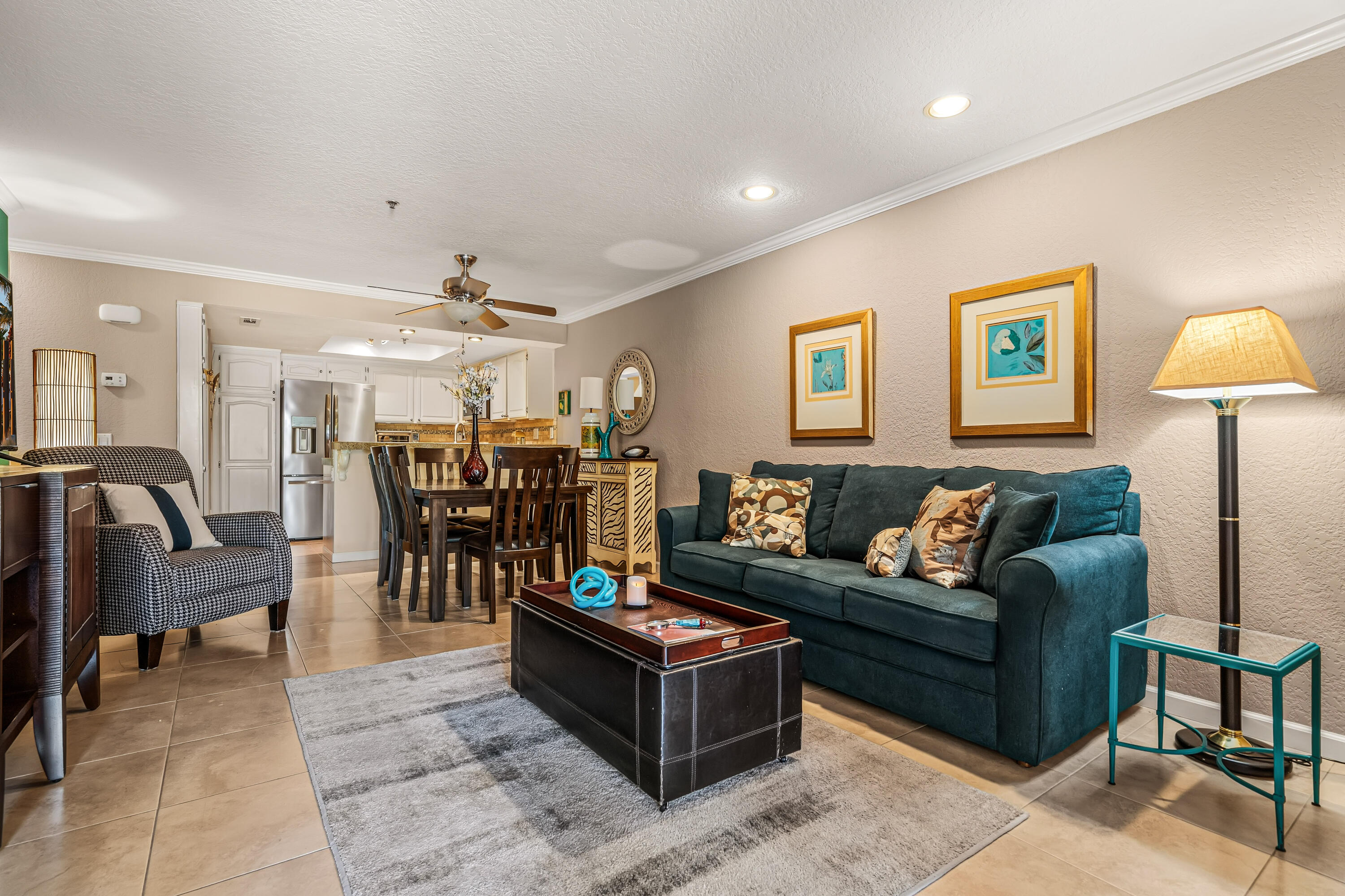 500 E Amado RD Unit: 311