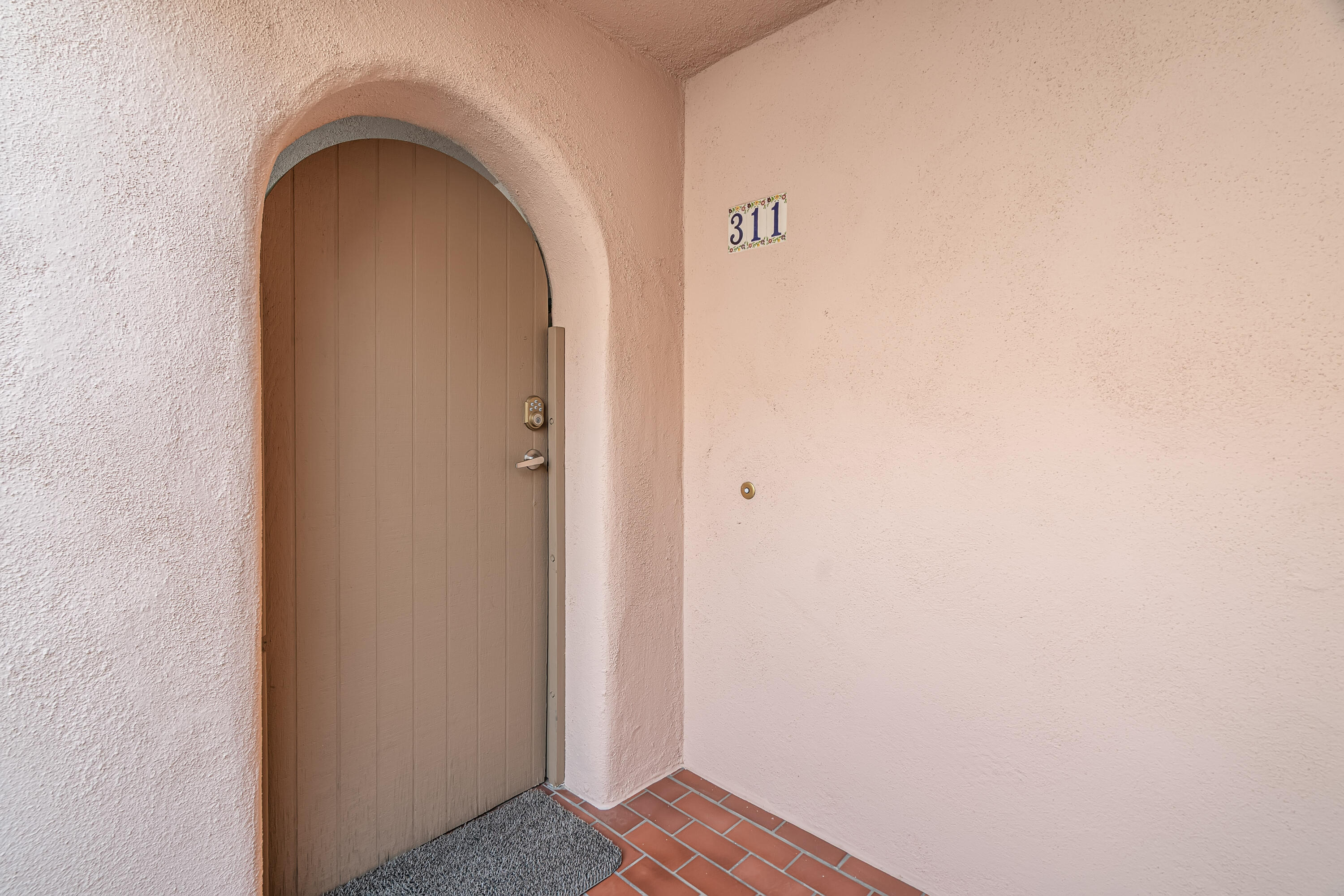 500 E Amado RD Unit: 311
