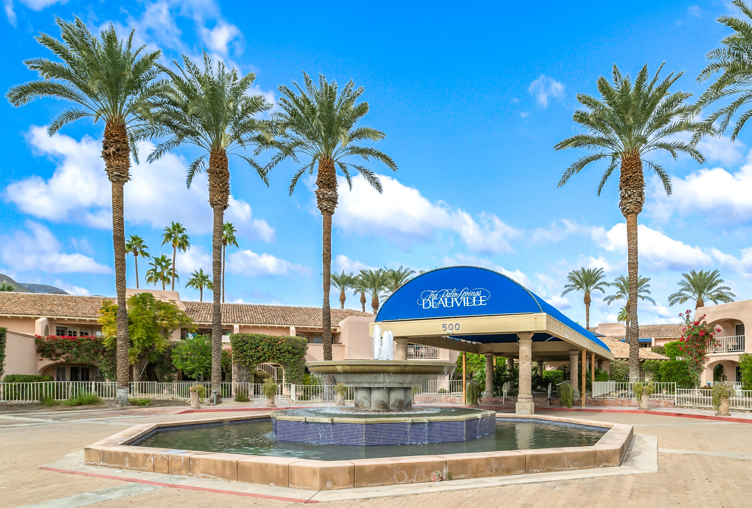 500 E Amado RD Unit: 311