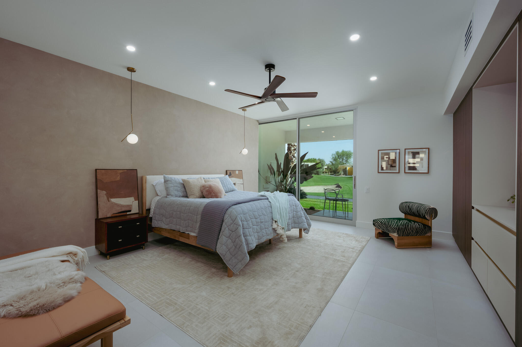 87 Westlake CIR