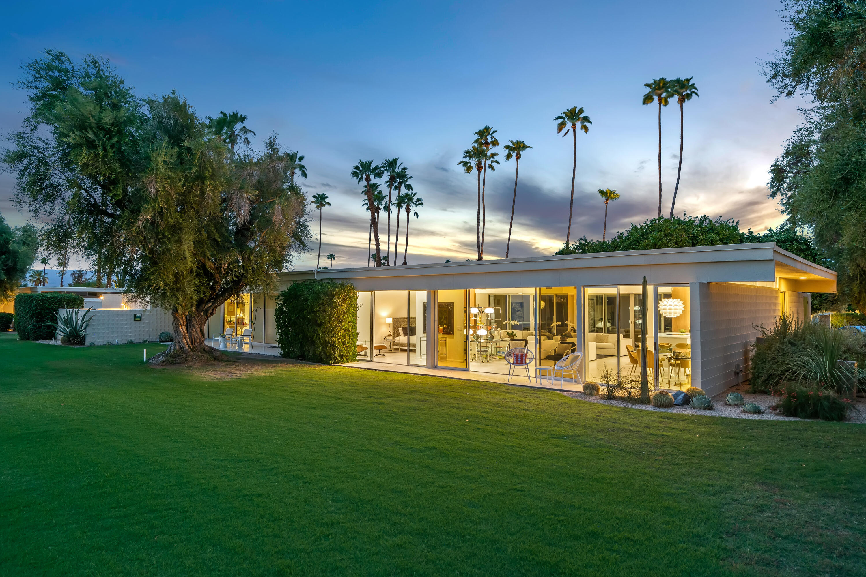 32 Lakeview CIR