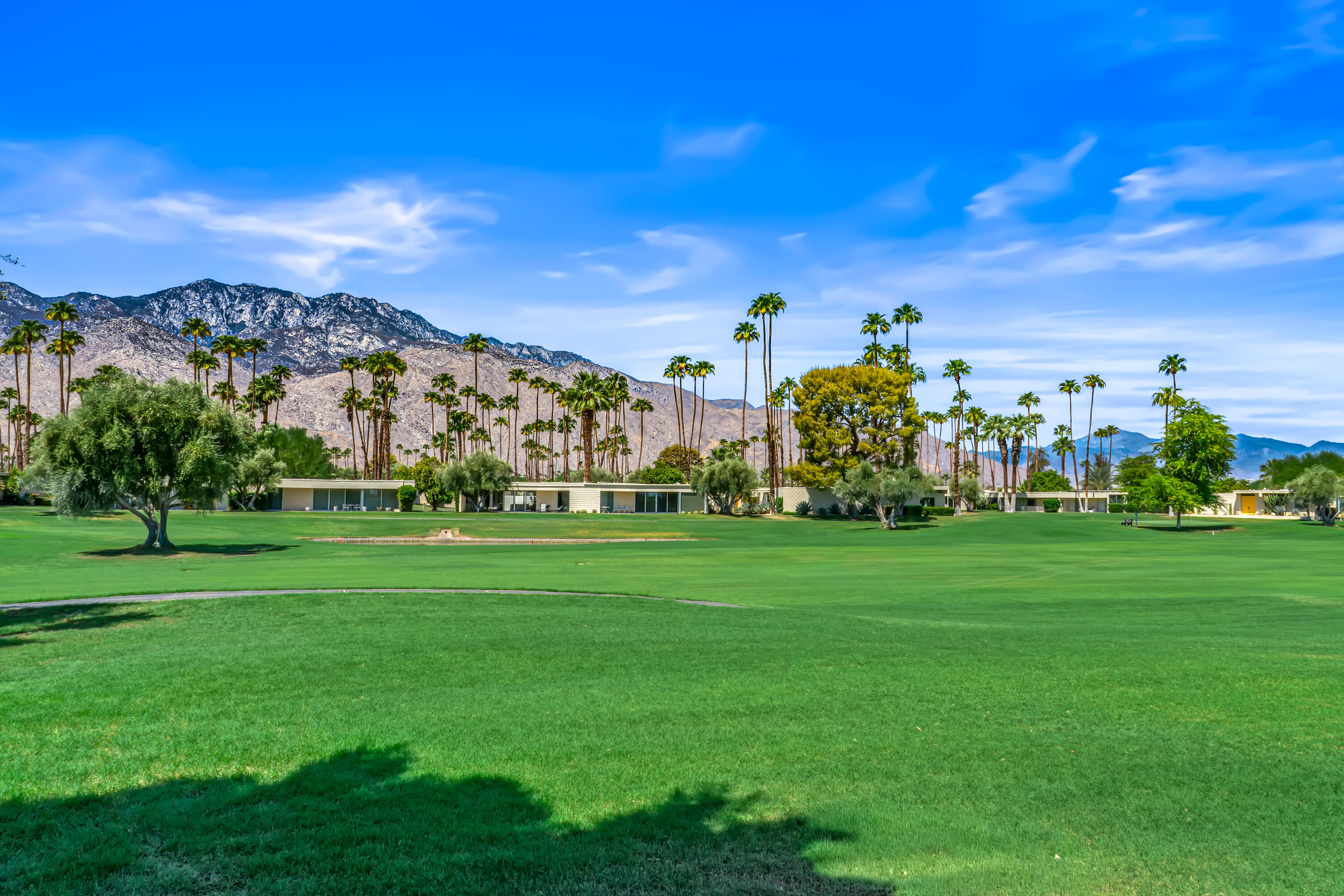 32 Lakeview CIR