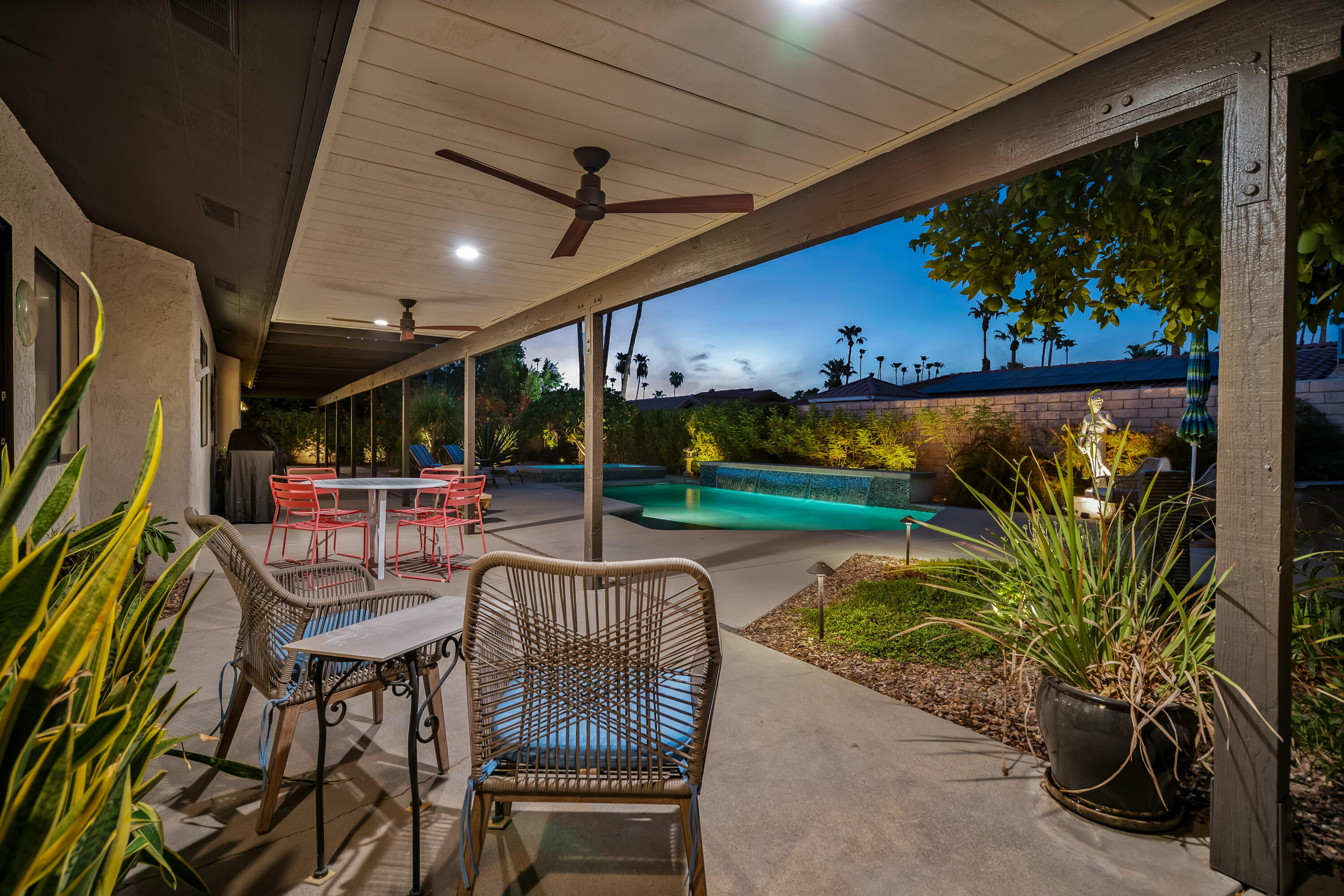1444 S San Mateo DR
