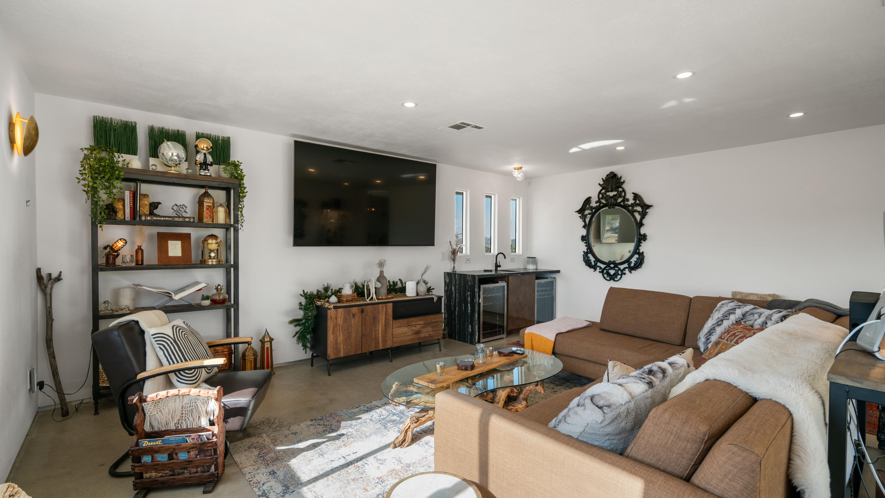 4999 Sungold AVE