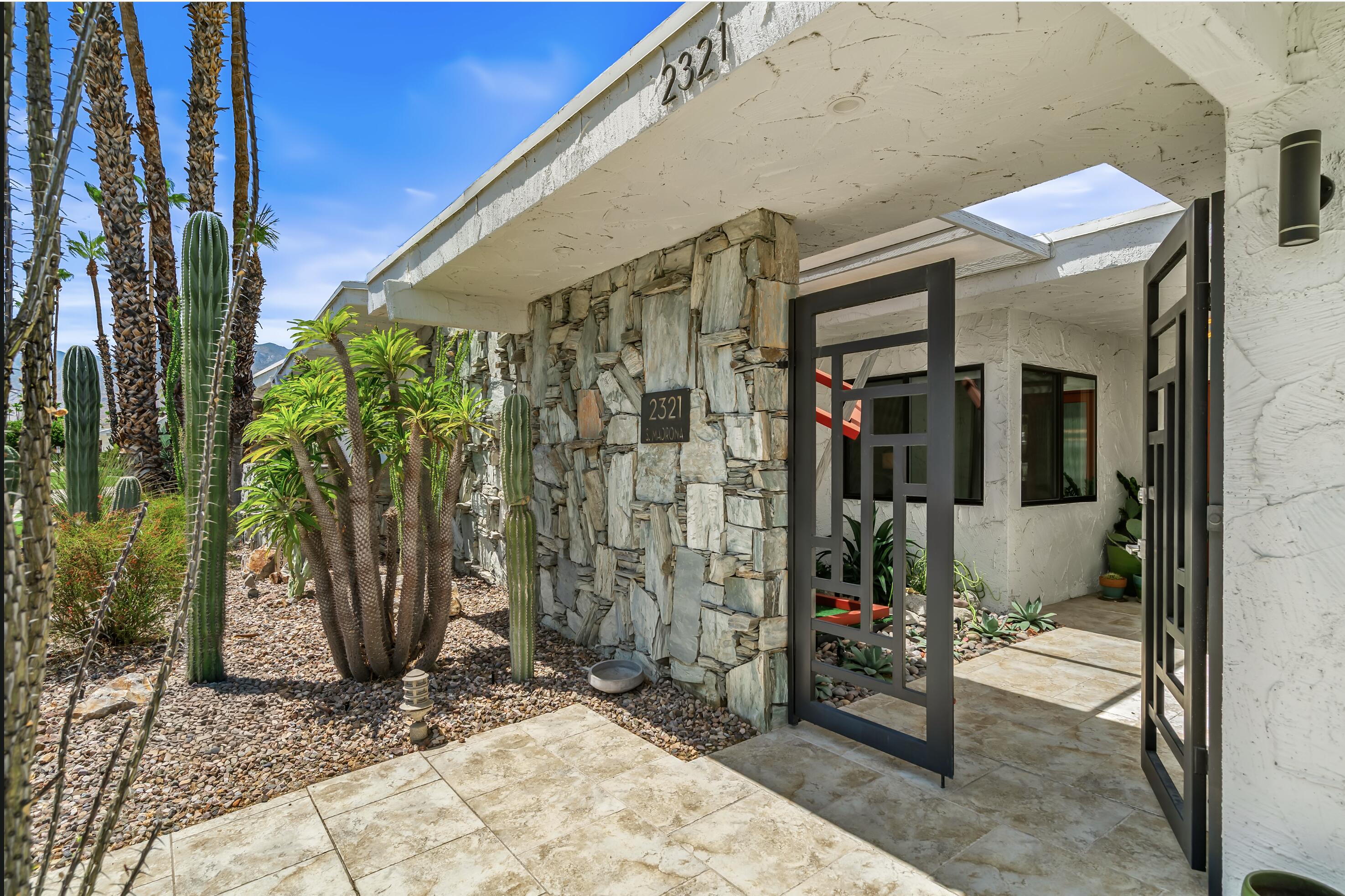 2321 S Madrona DR