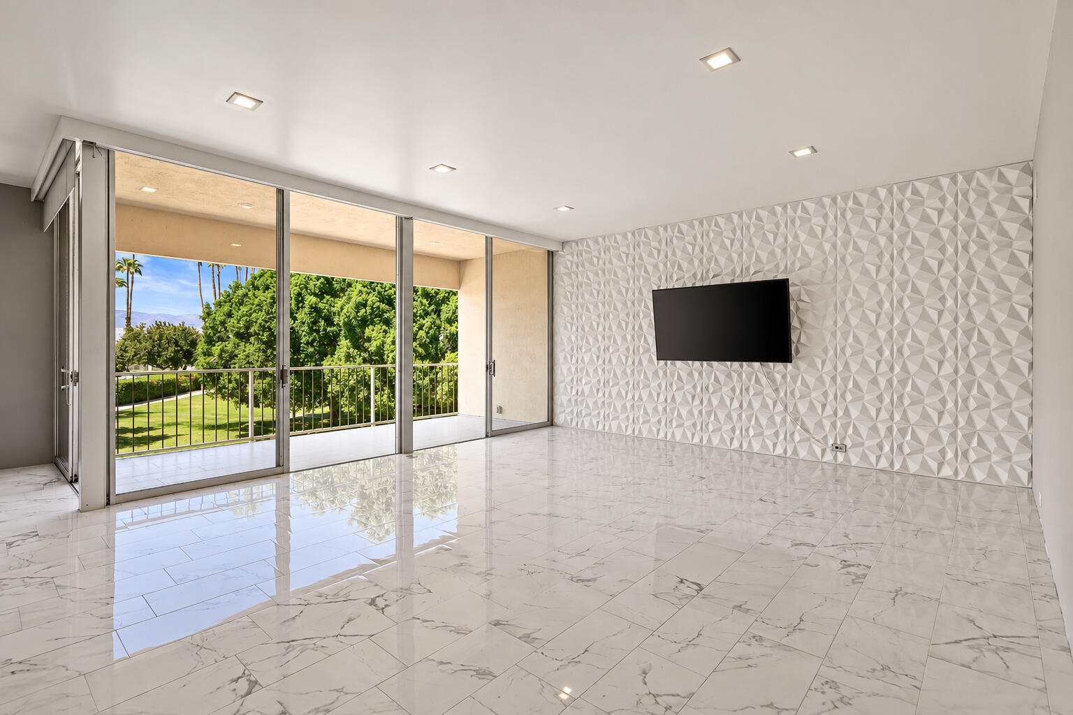439 Desert Lakes Drive DR
