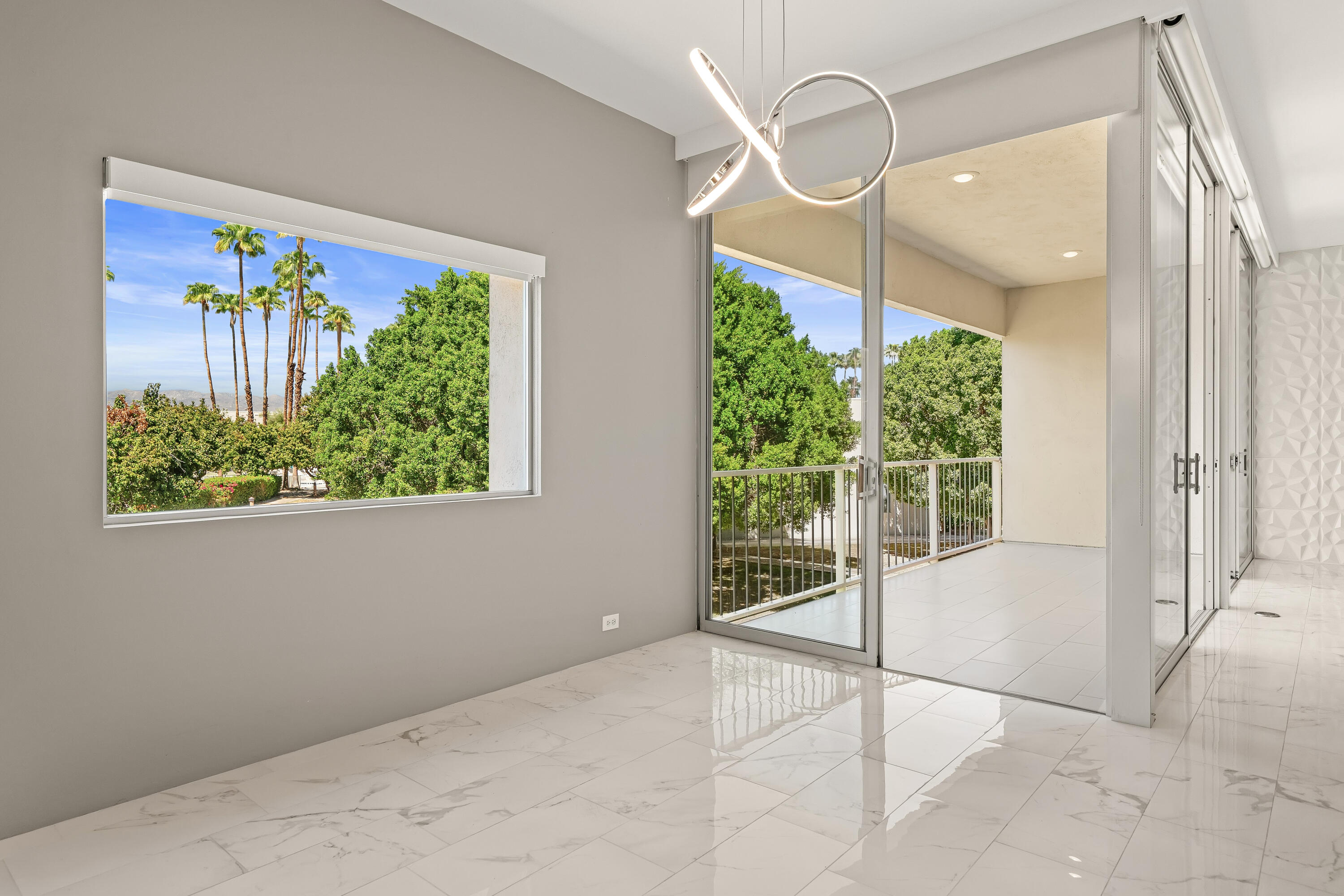439 Desert Lakes Drive DR