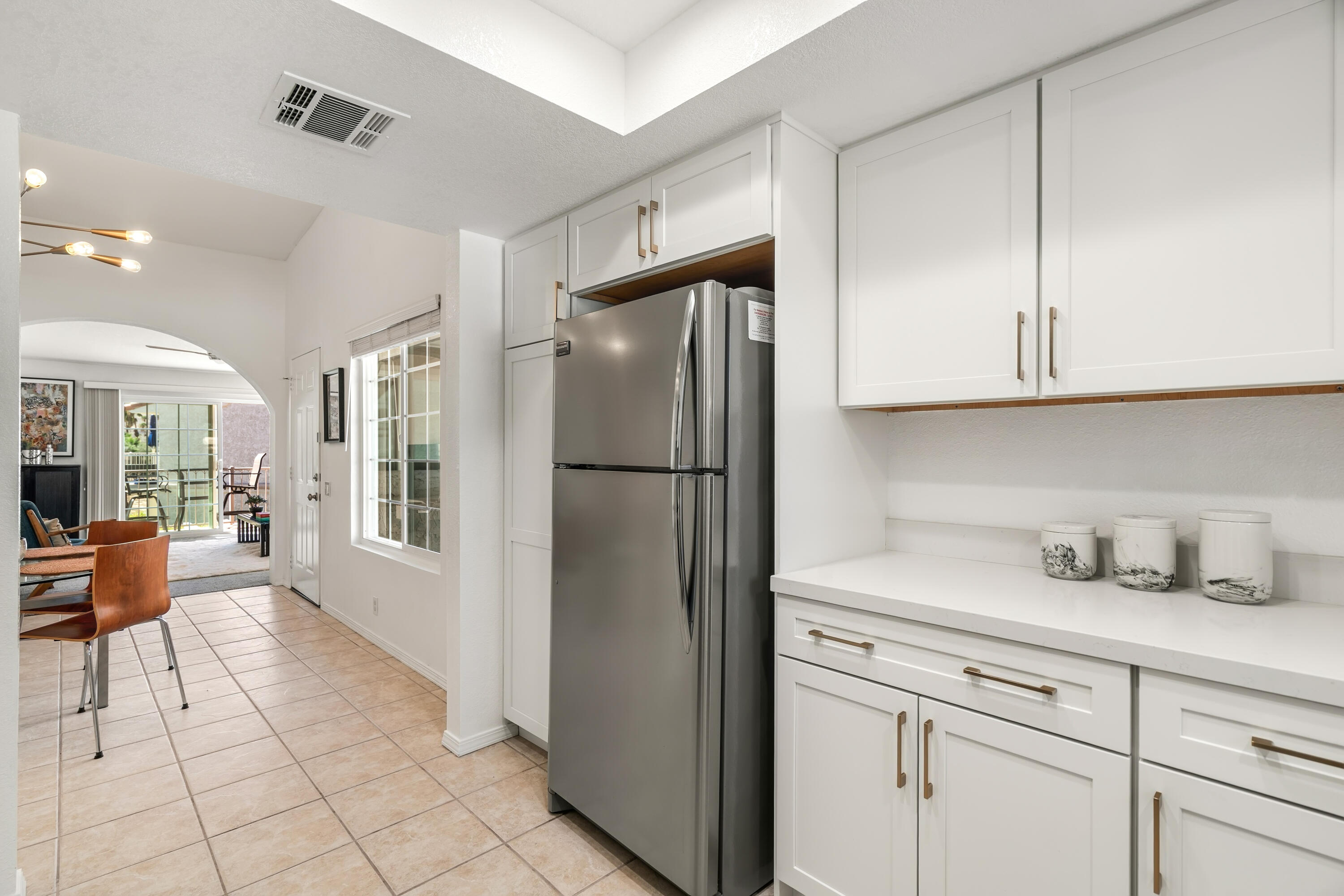 500 S Farrell DR Unit: F44
