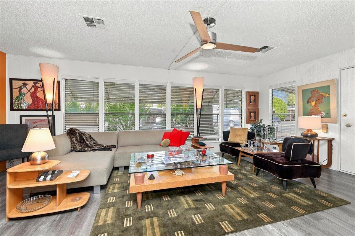 377 Andorra WAY