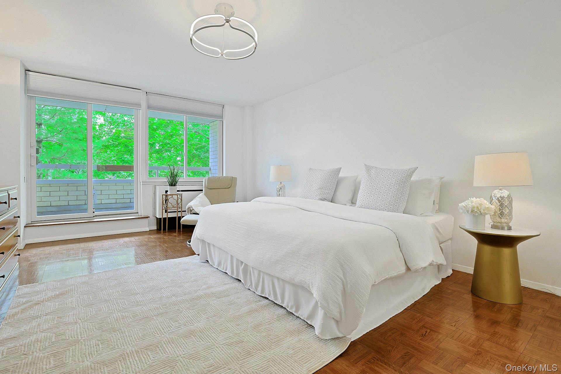 1270 North Avenue Unit: 3f