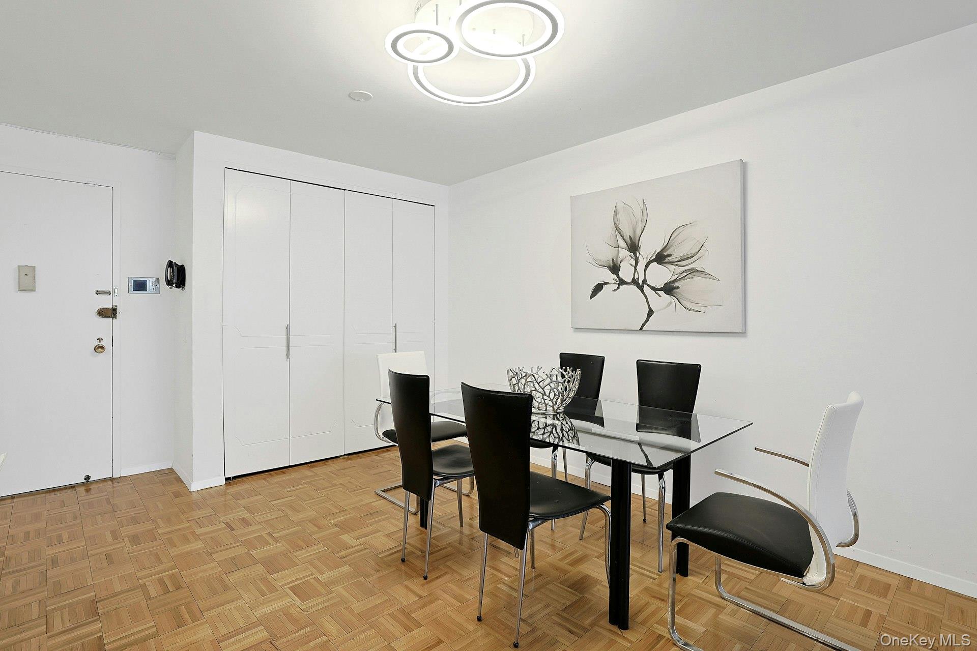 1270 North Avenue Unit: 3f