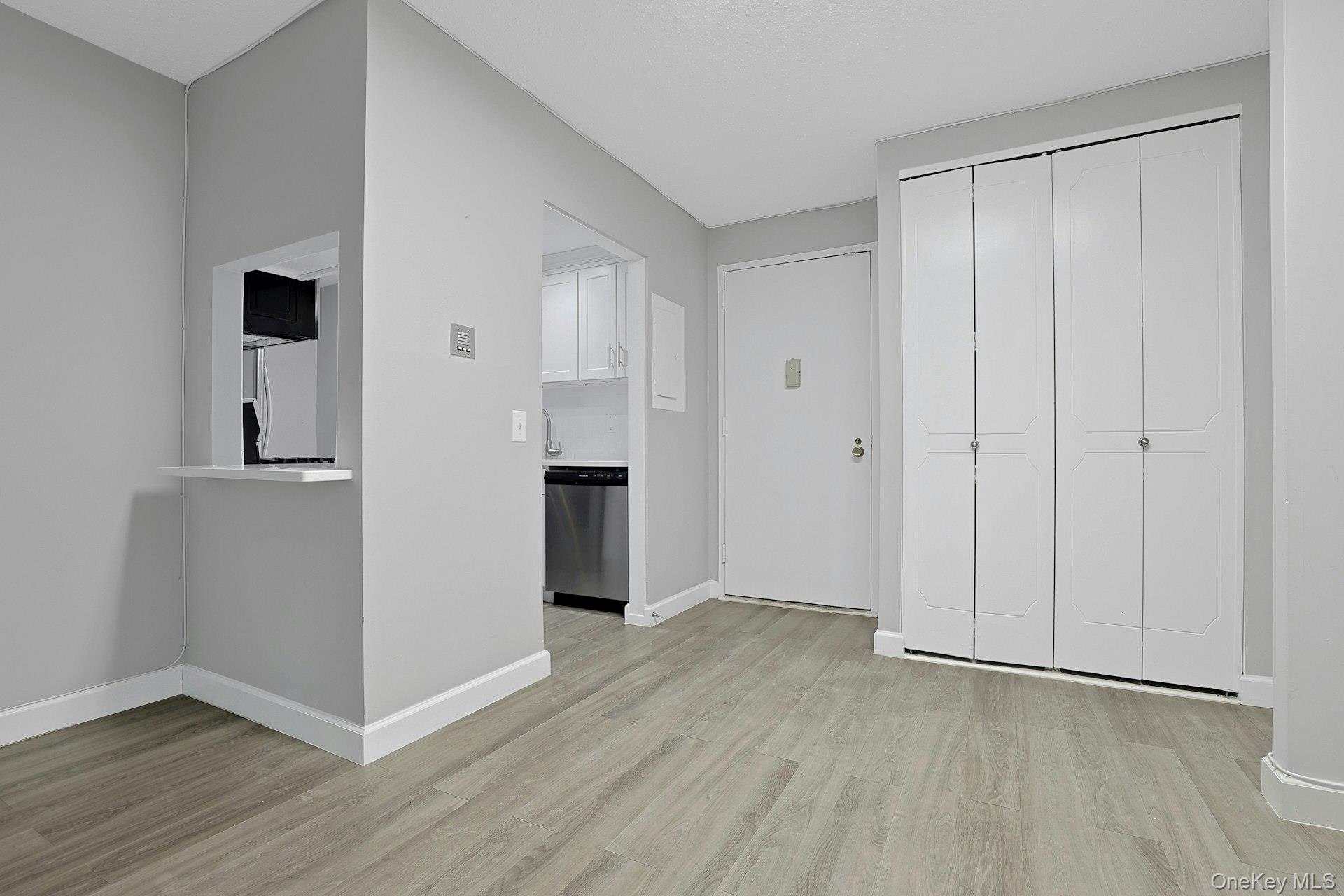 1270 North Avenue Unit: 1h