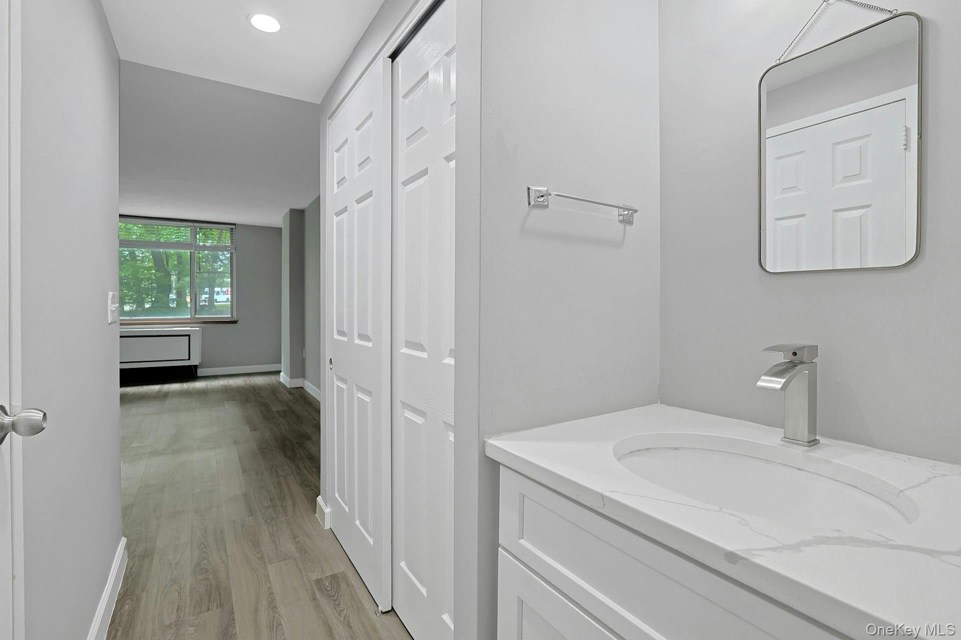 1270 North Avenue Unit: 1h