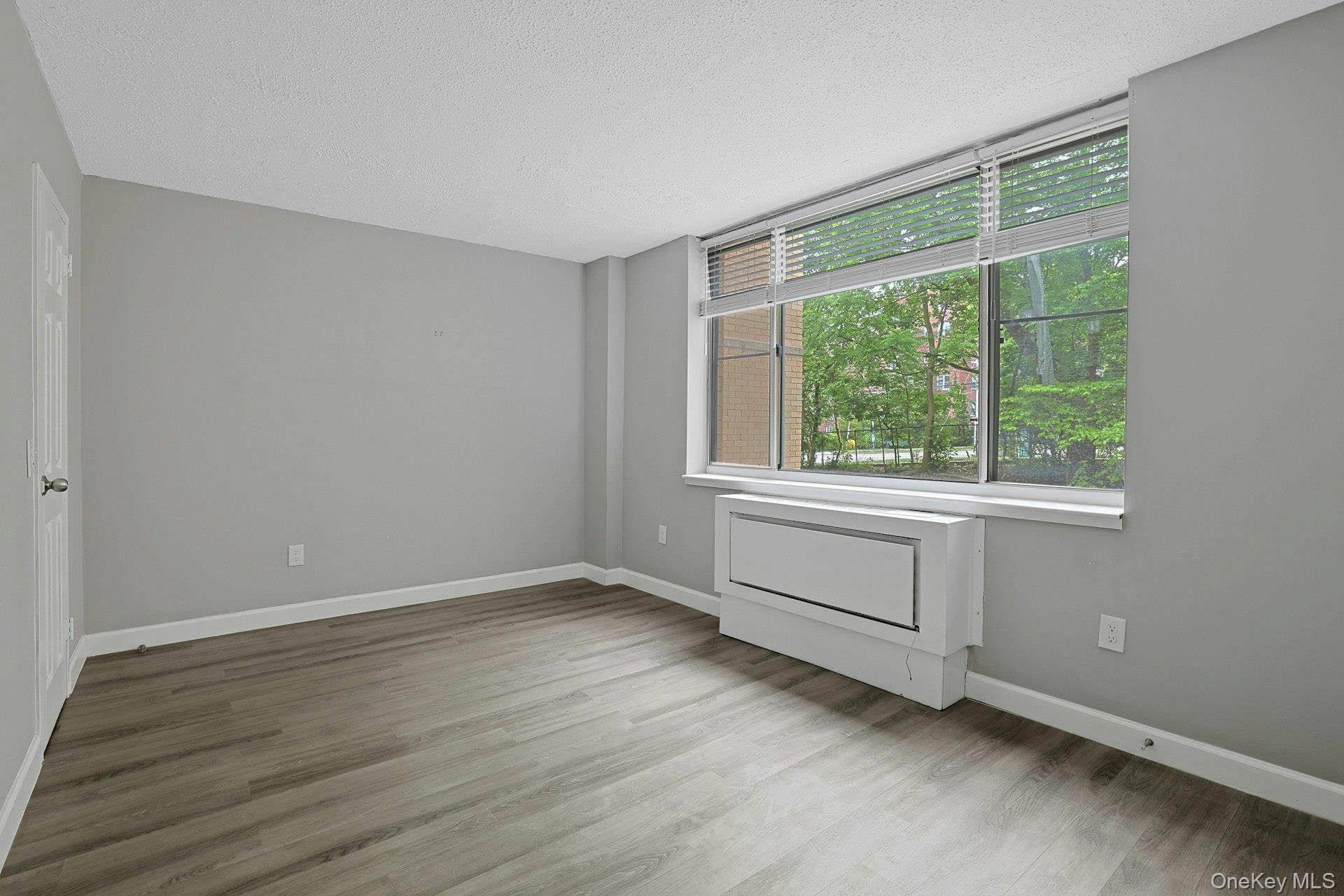1270 North Avenue Unit: 1h