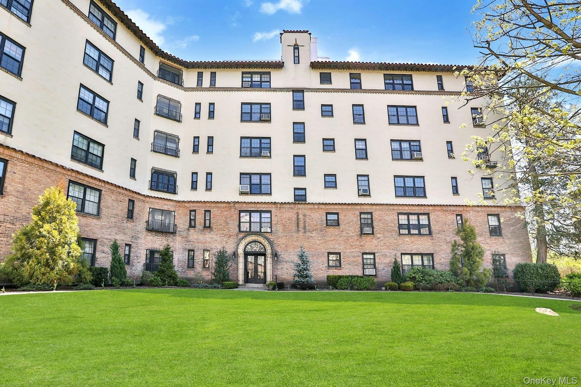 1273 North Avenue Unit: 5gh