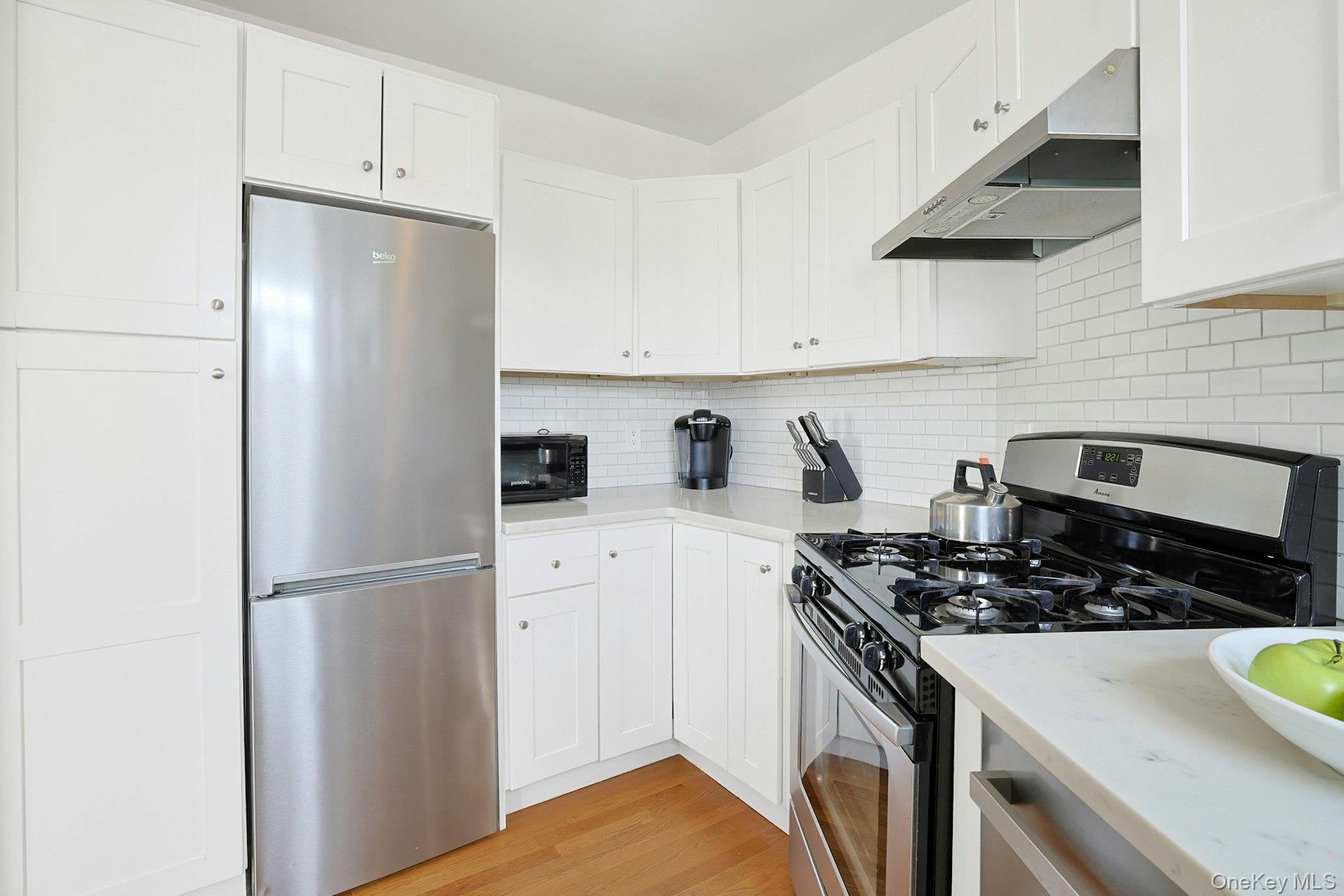 1273 North Avenue Unit: 5h Entrance 8