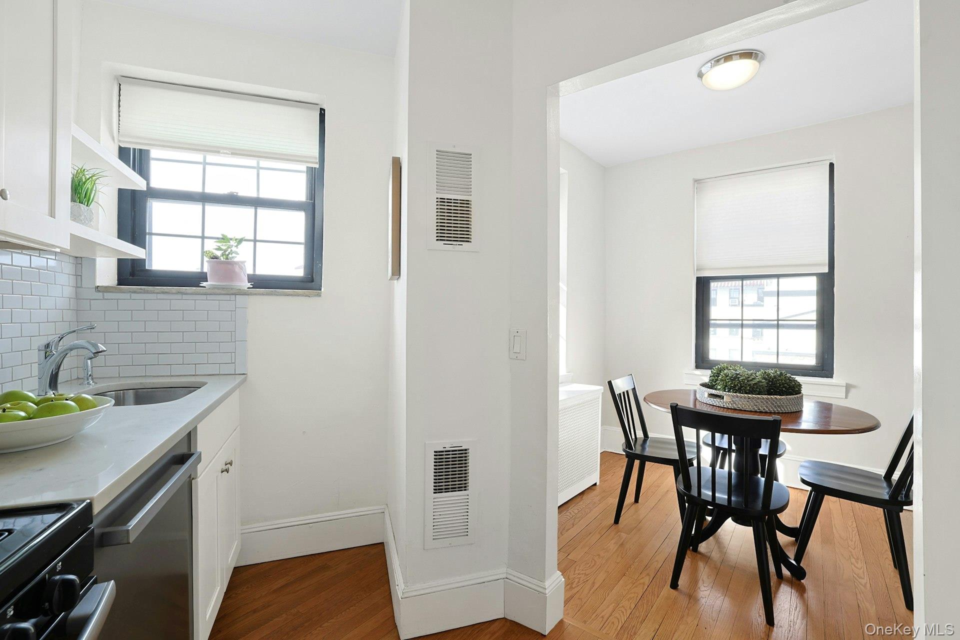1273 North Avenue Unit: 5h Entrance 8