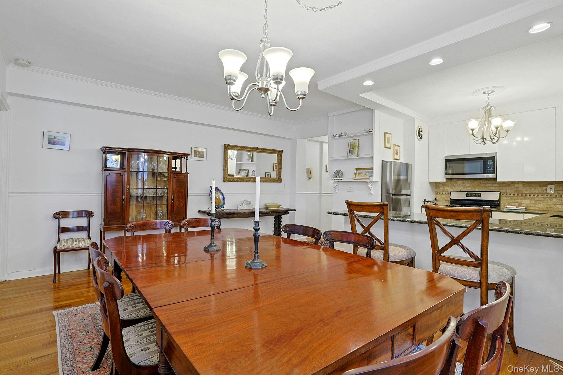 1255 North Avenue Unit: 4j