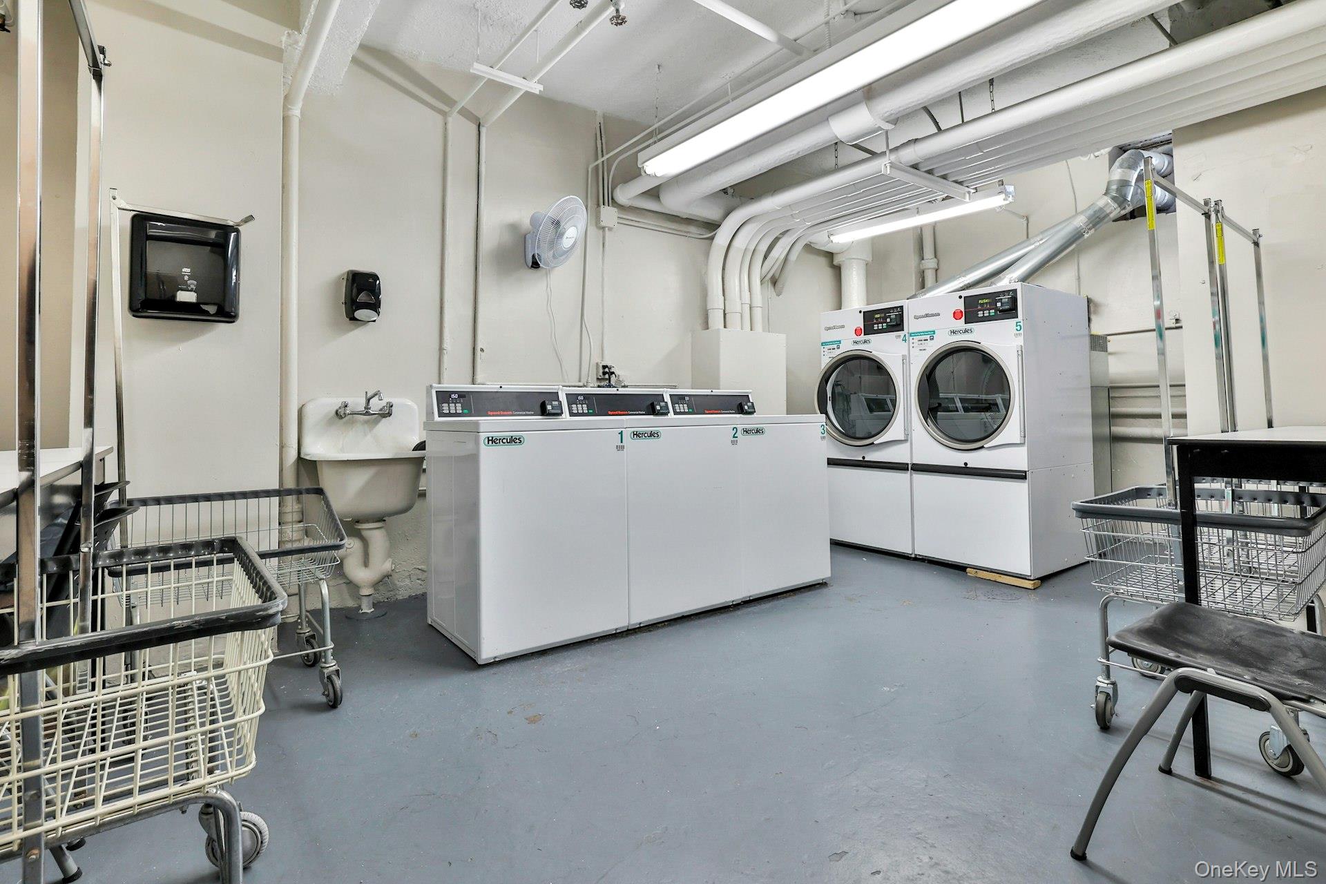 1255 North Avenue Unit: 4j