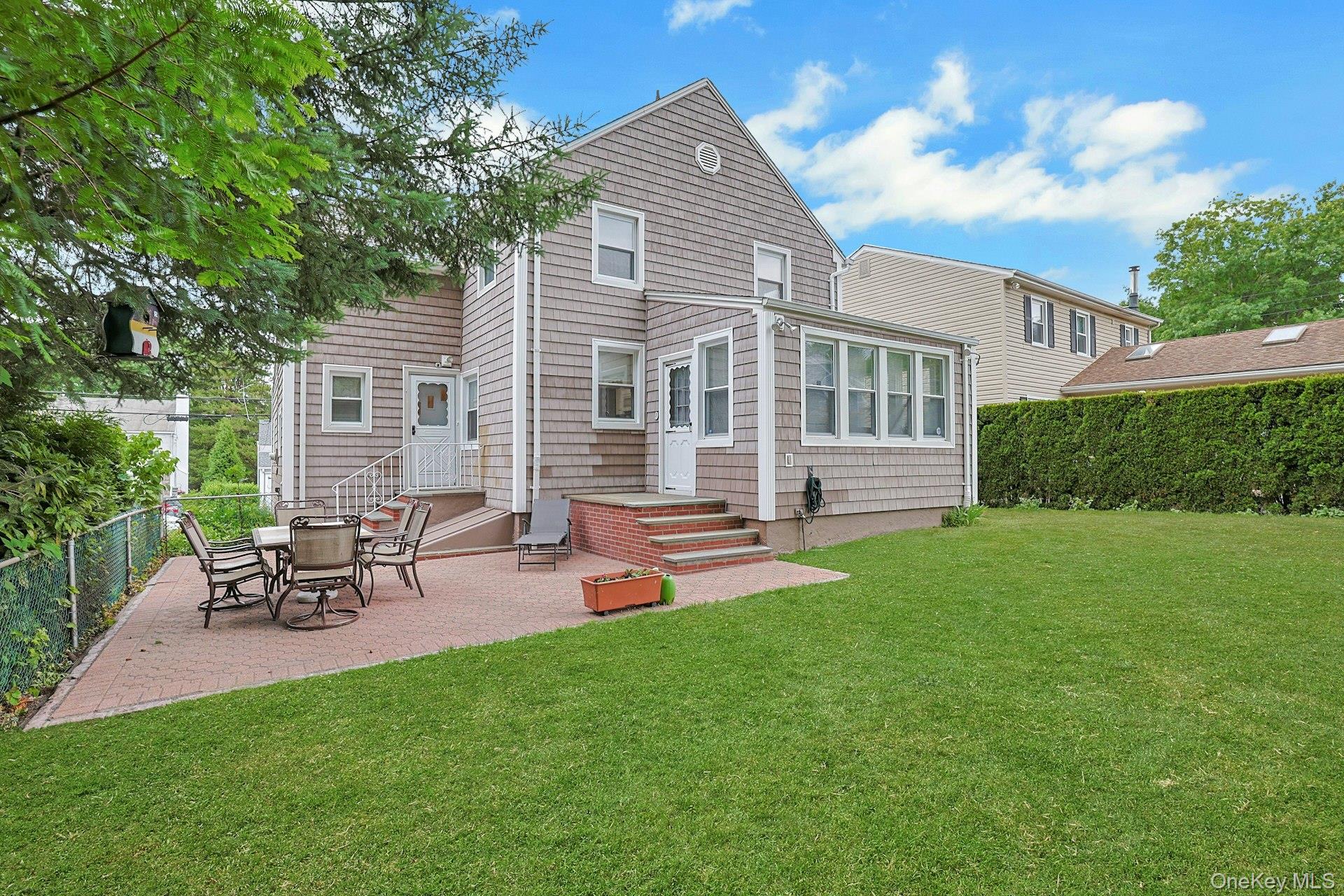 84 Lawrence Place