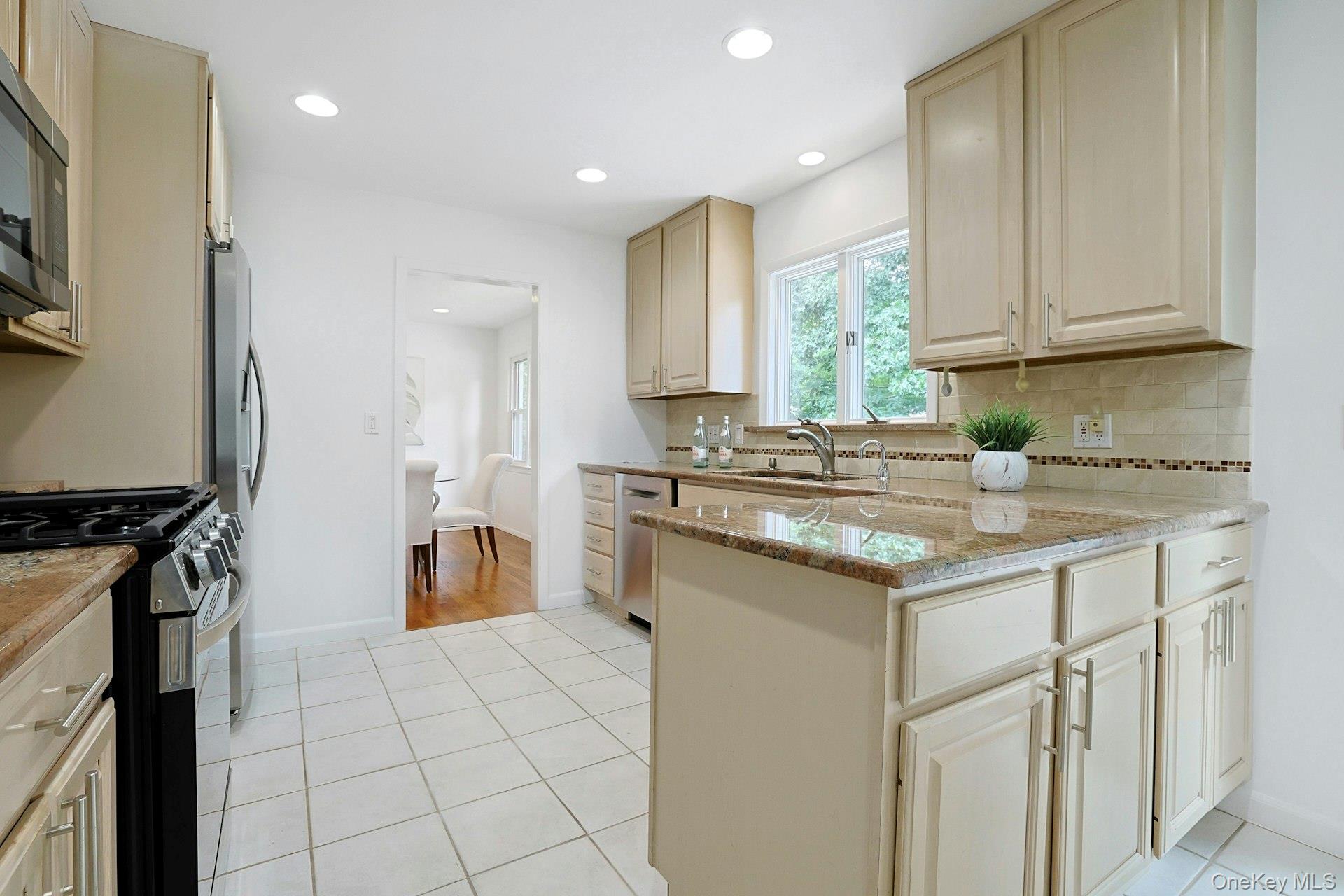 67 Belleau Avenue