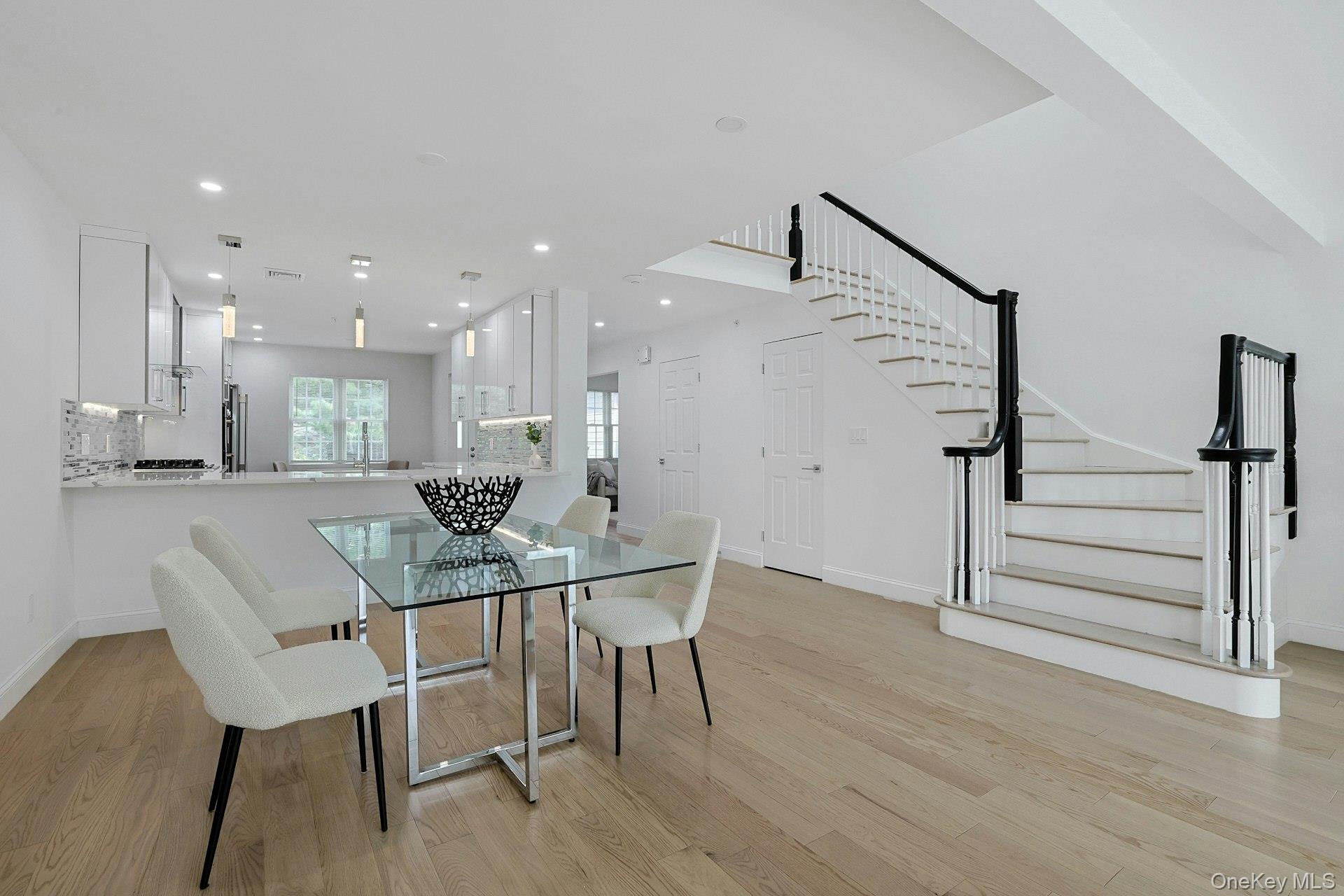100 Brook Hills Circle Unit: 28B