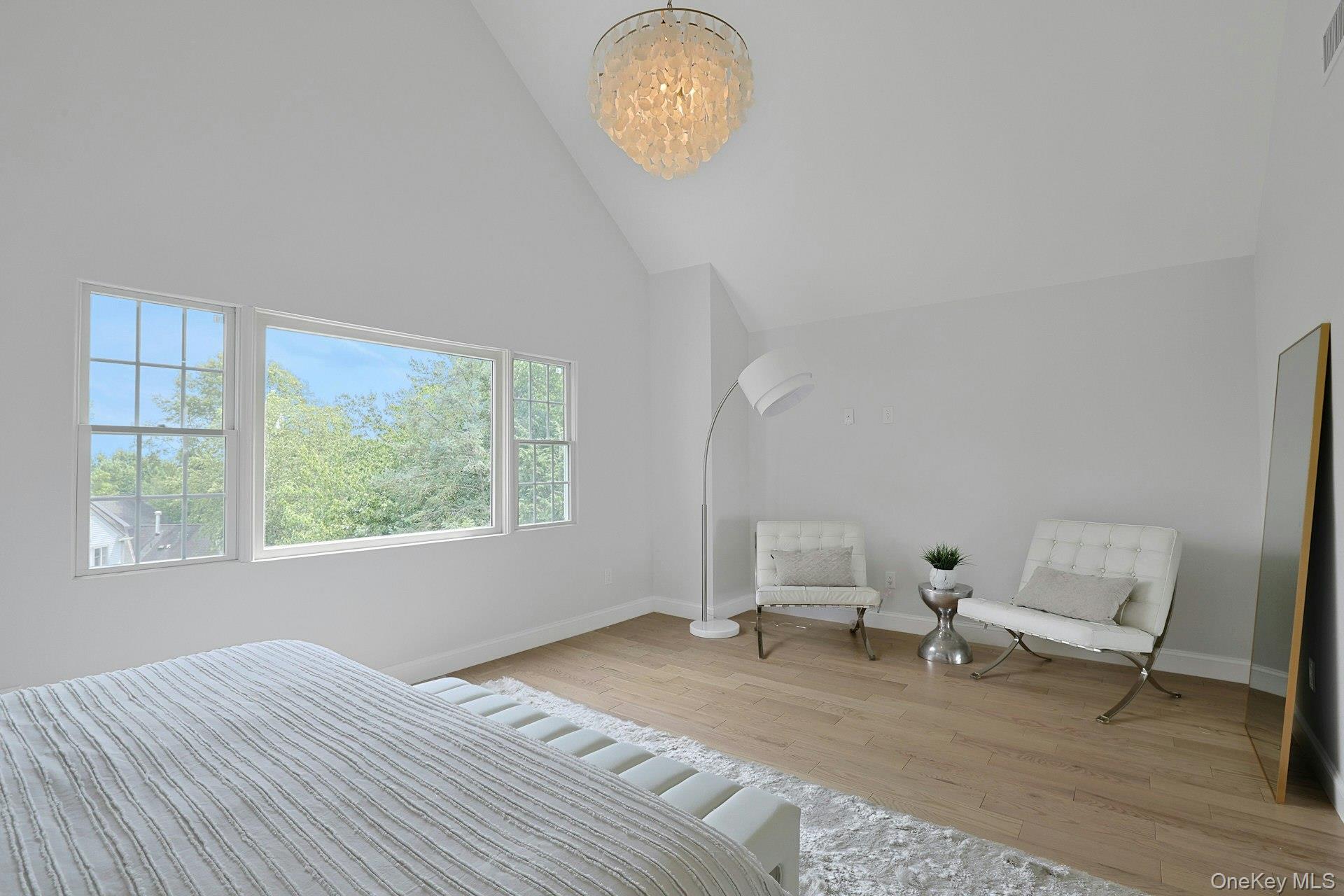 100 Brook Hills Circle Unit: 28B